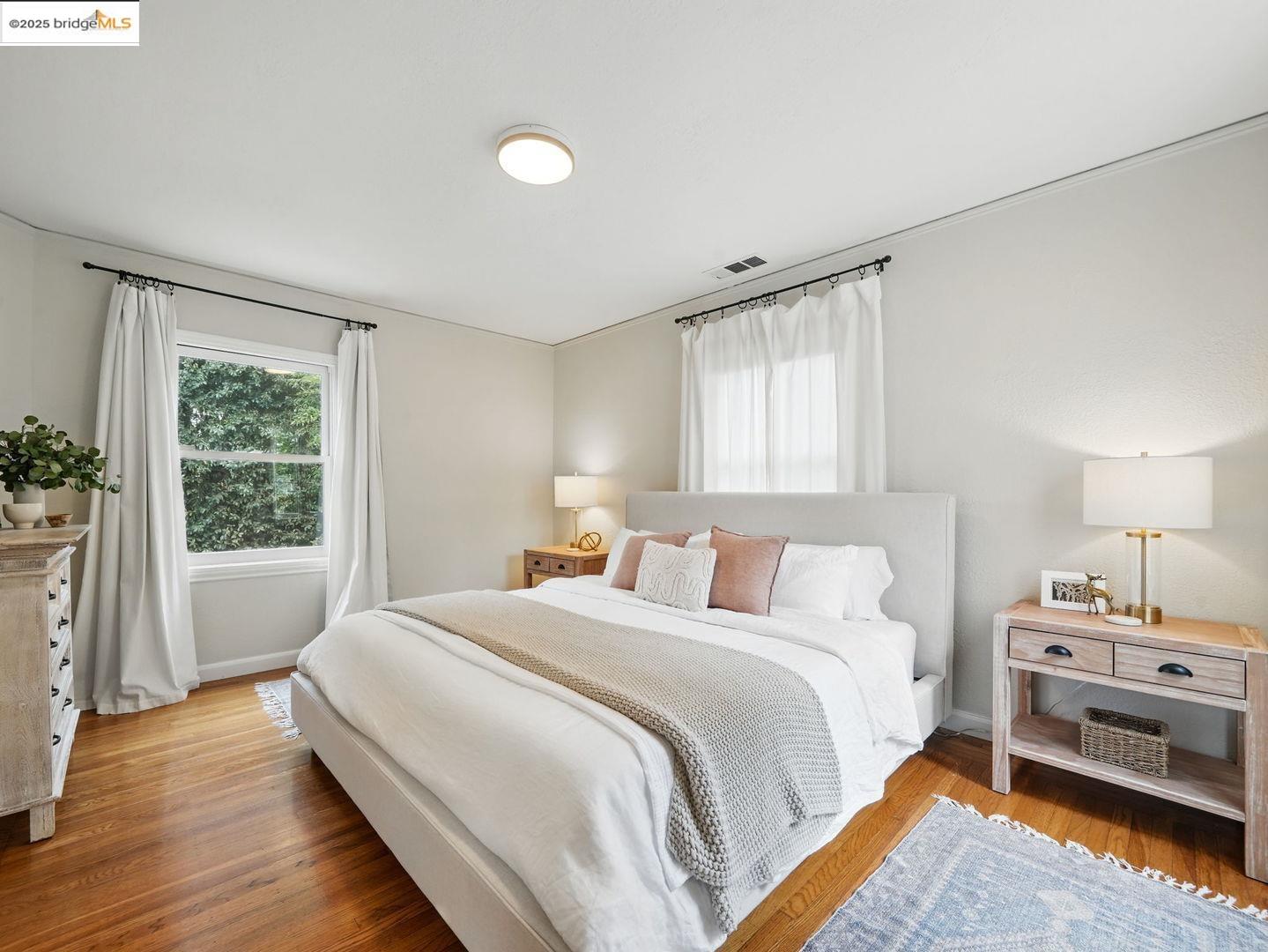 Detail Gallery Image 19 of 45 For 3712 Maple Ave, Oakland,  CA 94602 - 3 Beds | 2 Baths