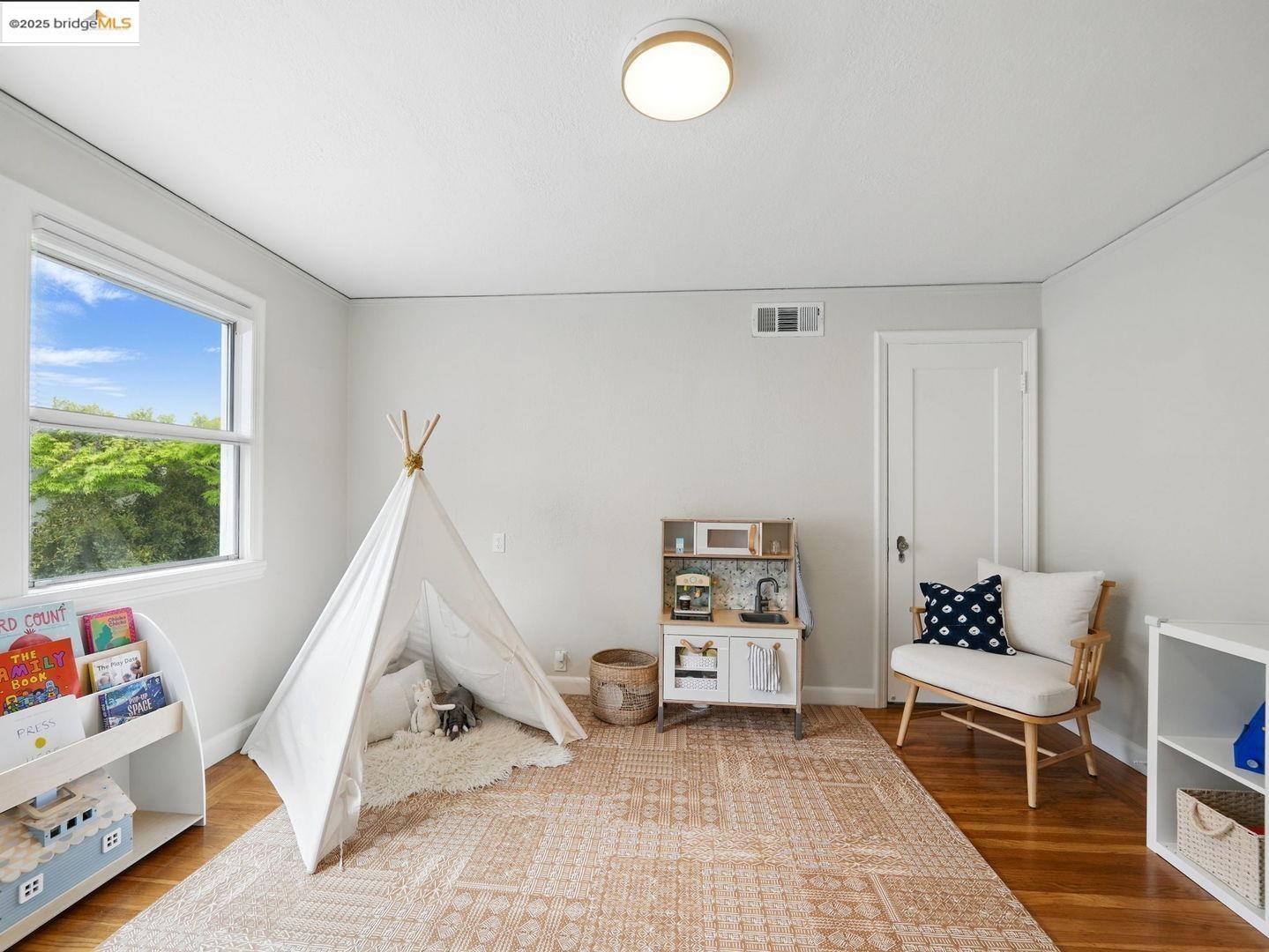Detail Gallery Image 26 of 45 For 3712 Maple Ave, Oakland,  CA 94602 - 3 Beds | 2 Baths