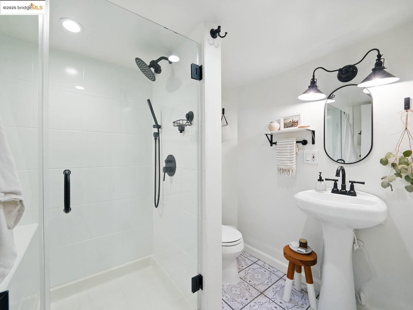 Detail Gallery Image 33 of 45 For 3712 Maple Ave, Oakland,  CA 94602 - 3 Beds | 2 Baths