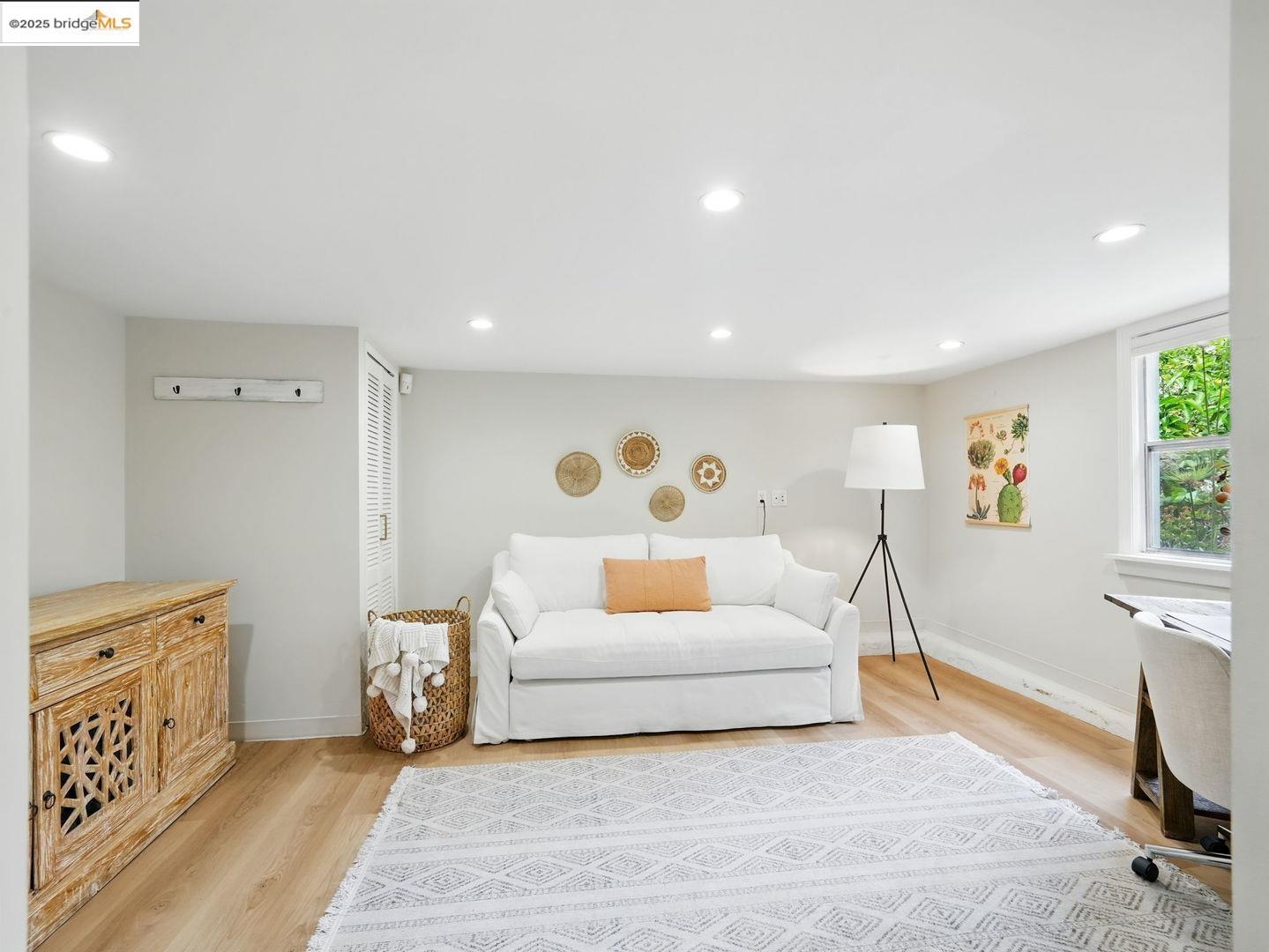 Detail Gallery Image 34 of 45 For 3712 Maple Ave, Oakland,  CA 94602 - 3 Beds | 2 Baths