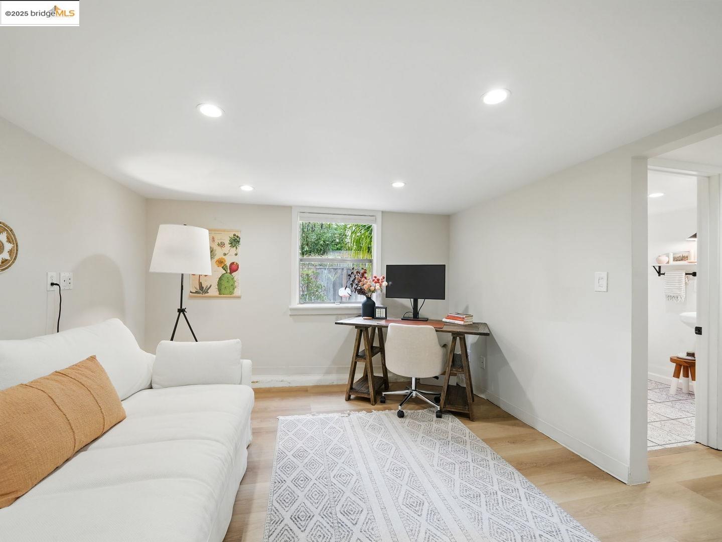 Detail Gallery Image 35 of 45 For 3712 Maple Ave, Oakland,  CA 94602 - 3 Beds | 2 Baths