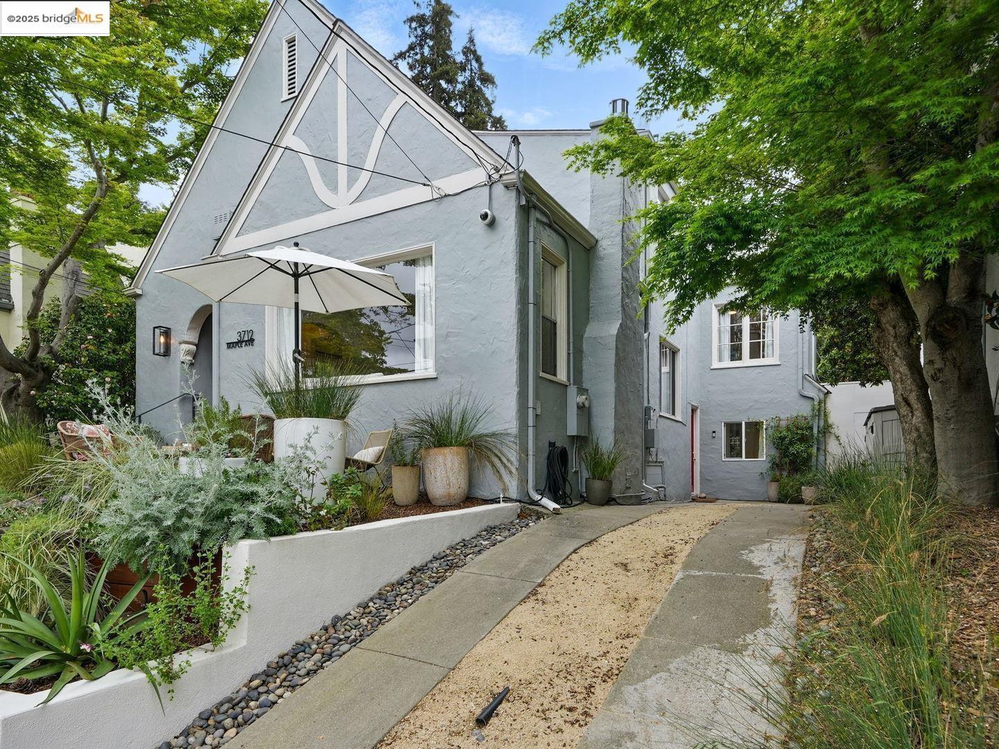 Detail Gallery Image 43 of 45 For 3712 Maple Ave, Oakland,  CA 94602 - 3 Beds | 2 Baths