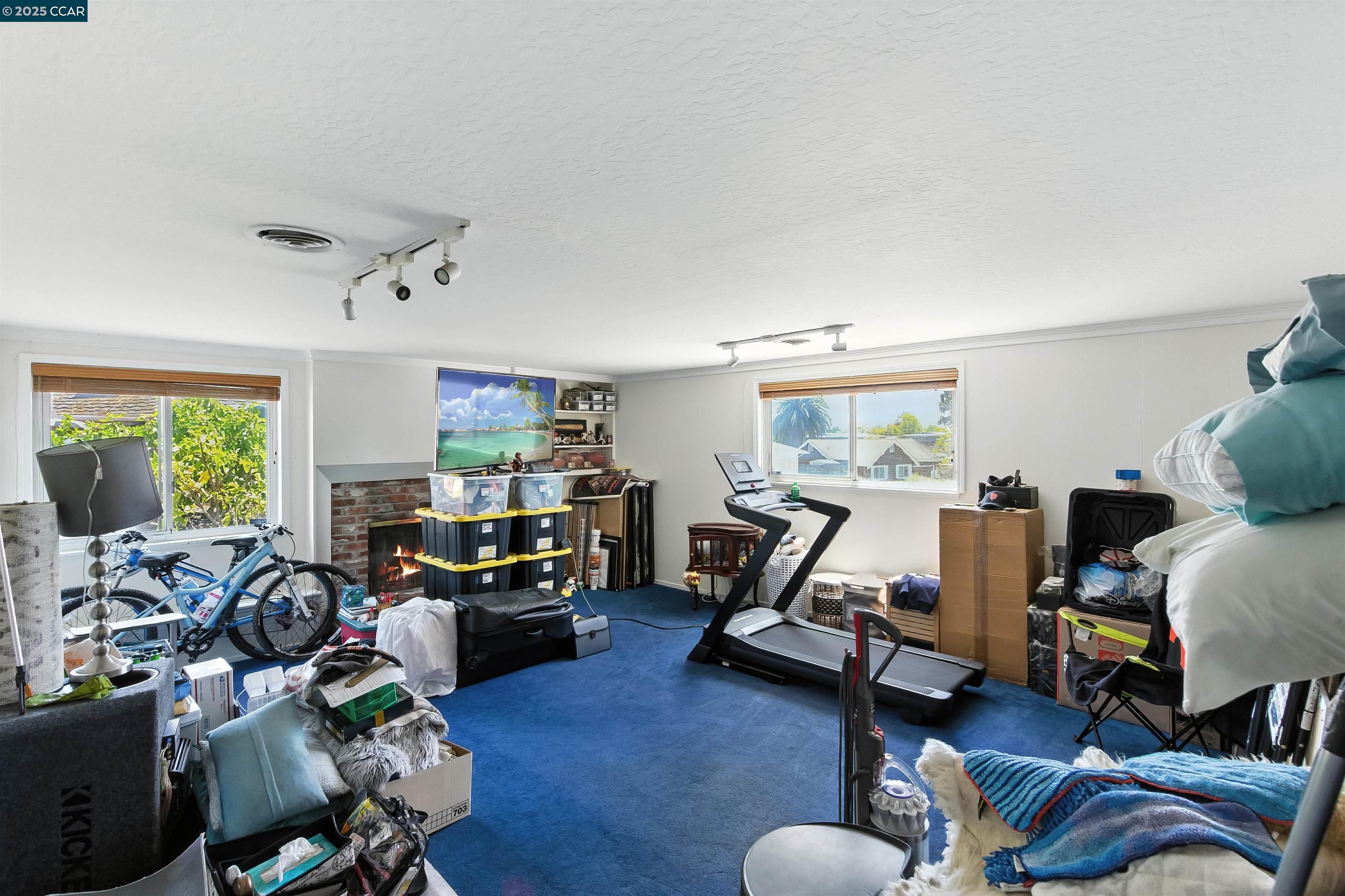 Detail Gallery Image 37 of 38 For 1201 Valle Vista Ave, Vallejo,  CA 94589-2826 - 3 Beds | 2 Baths