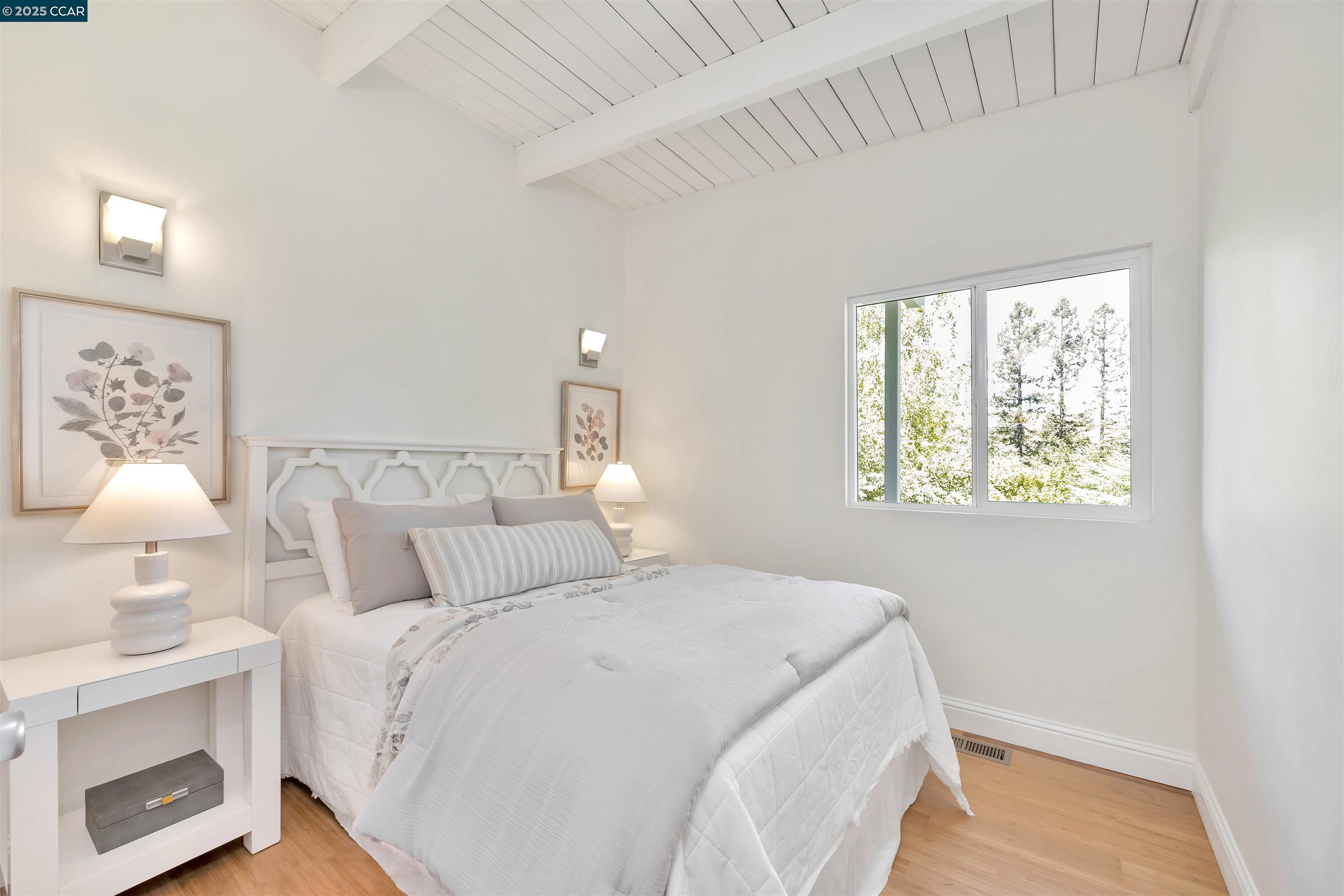 Detail Gallery Image 15 of 25 For 3357 S Lucille Ln, Lafayette,  CA 94549 - 4 Beds | 2 Baths