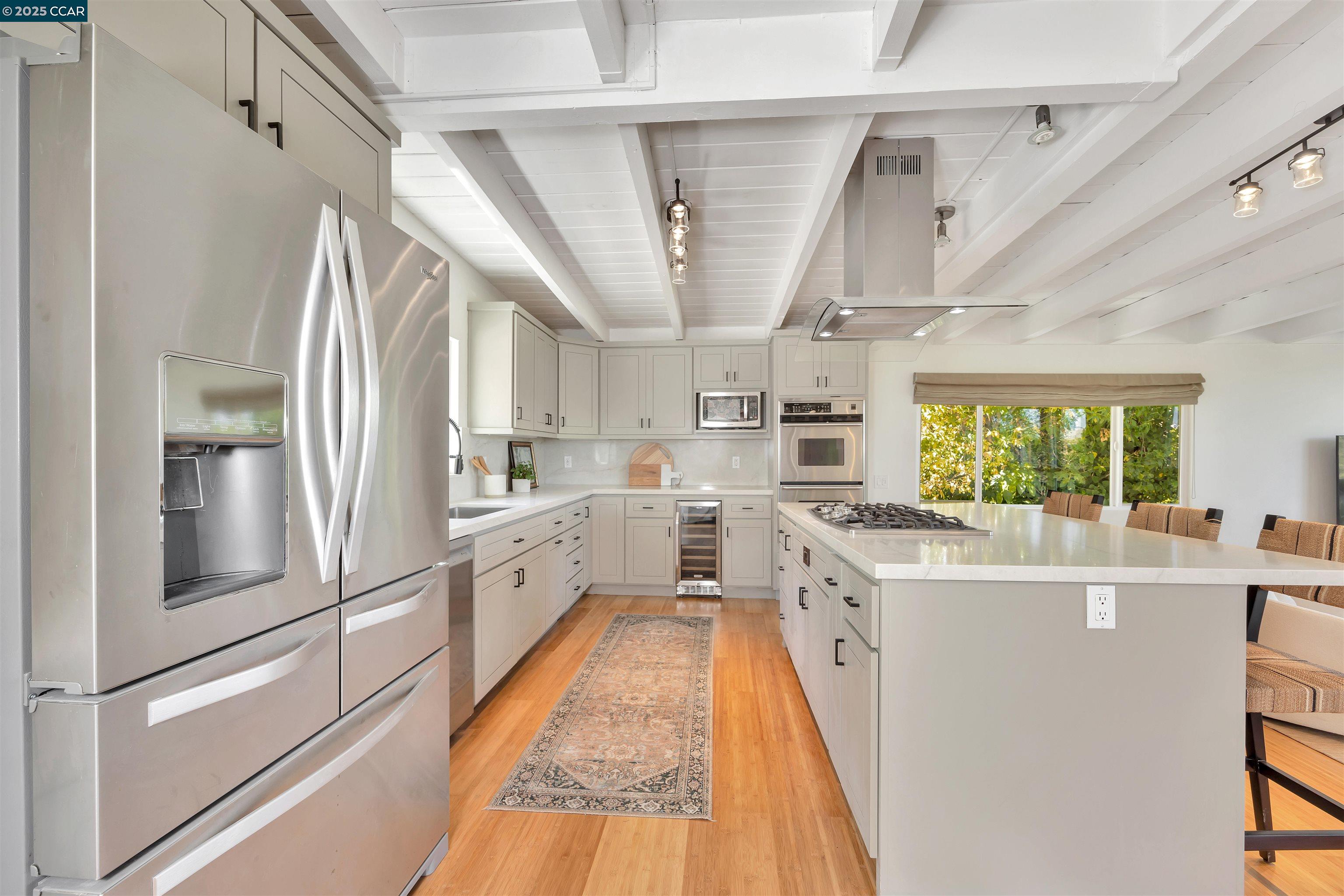 Detail Gallery Image 4 of 25 For 3357 S Lucille Ln, Lafayette,  CA 94549 - 4 Beds | 2 Baths