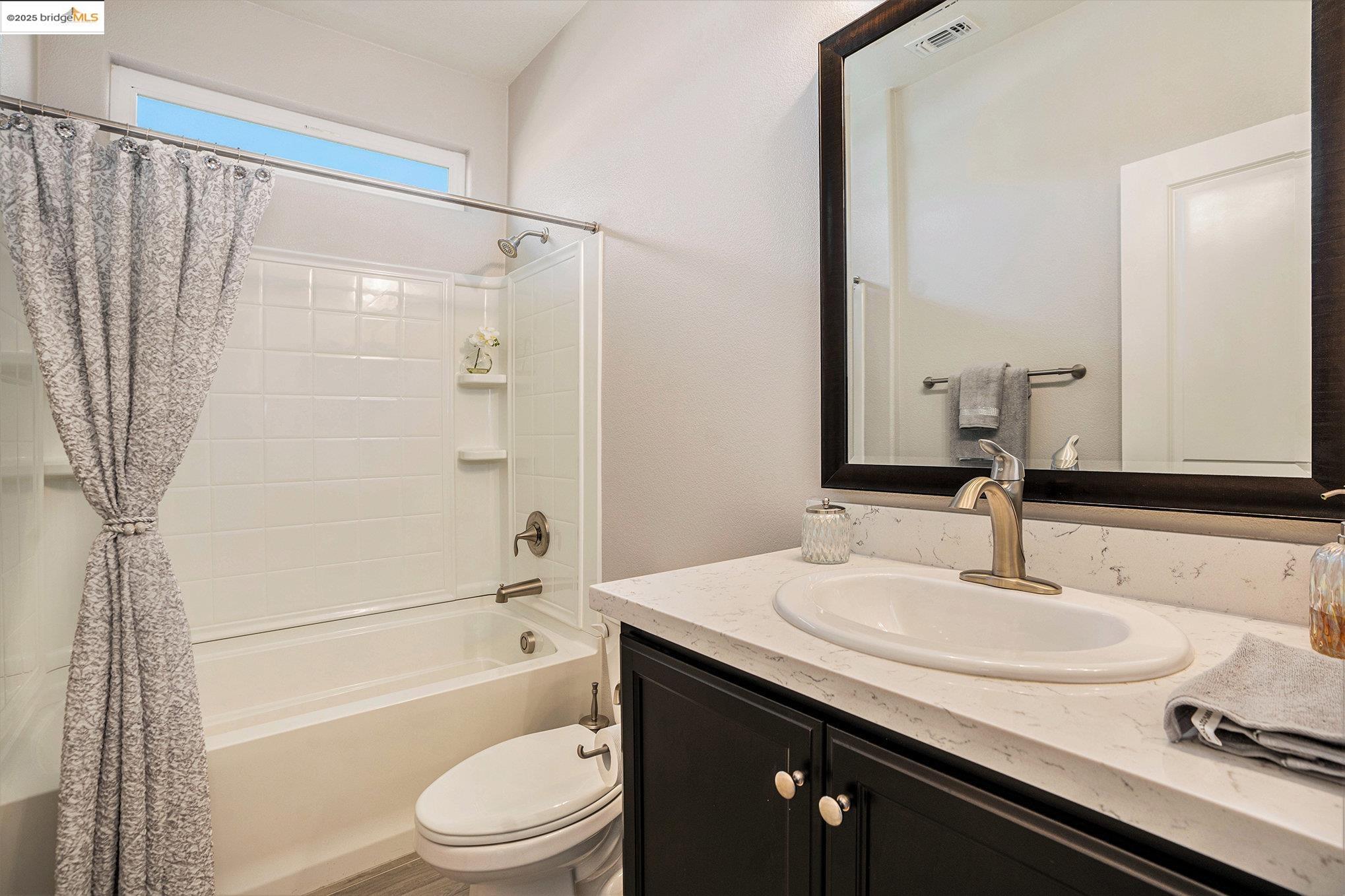 Detail Gallery Image 15 of 25 For 102 Coral St, Brentwood,  CA 94513 - 2 Beds | 2 Baths