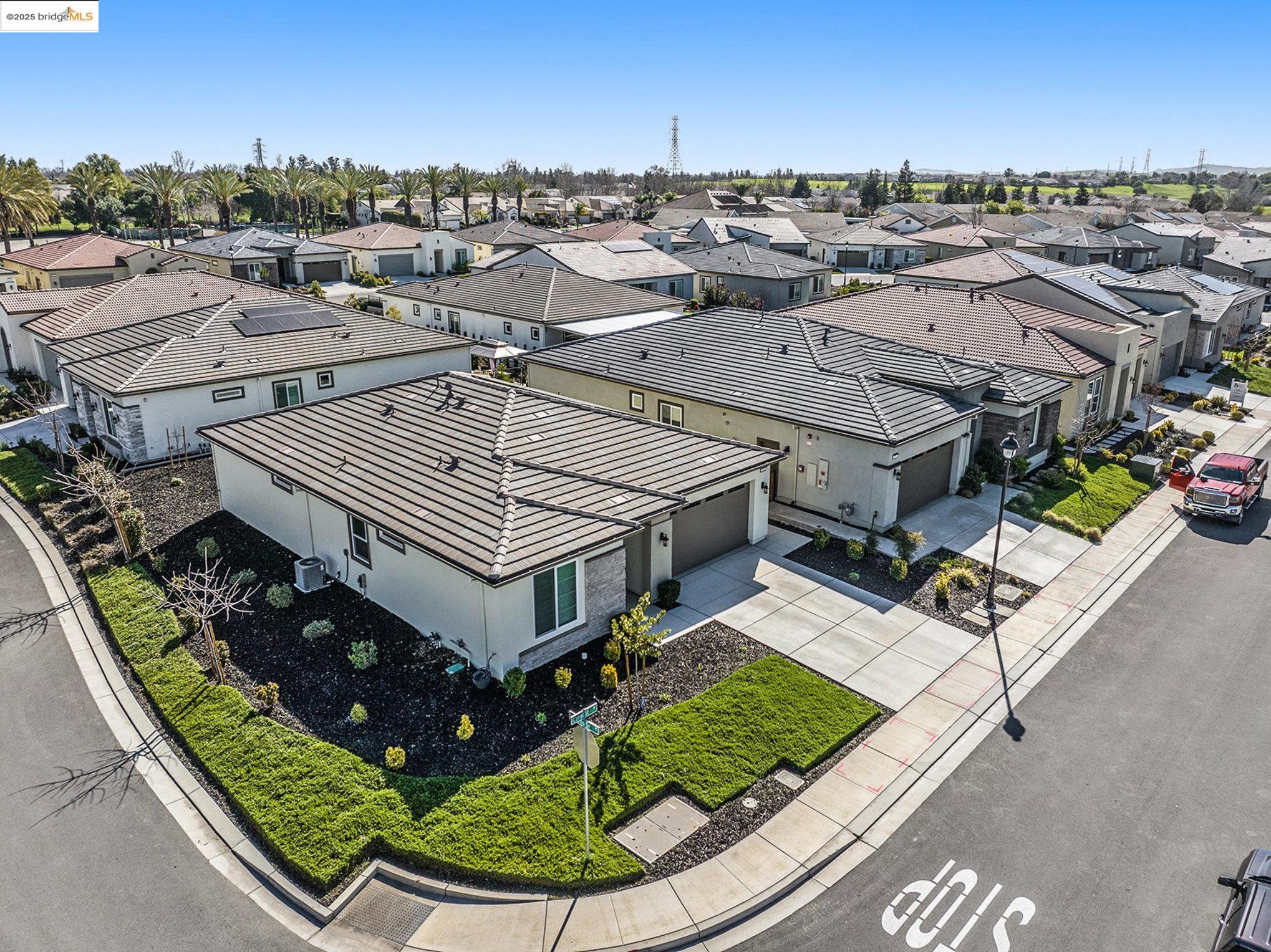 Detail Gallery Image 19 of 25 For 102 Coral St, Brentwood,  CA 94513 - 2 Beds | 2 Baths