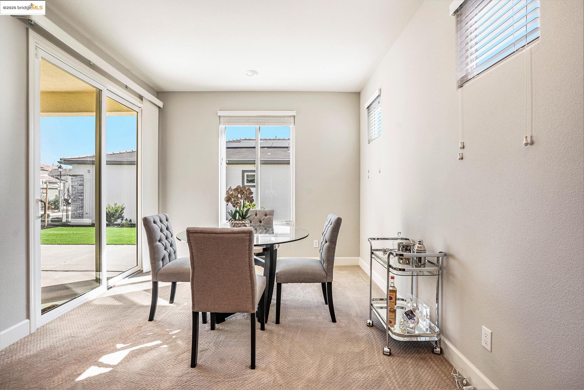 Detail Gallery Image 8 of 25 For 102 Coral St, Brentwood,  CA 94513 - 2 Beds | 2 Baths