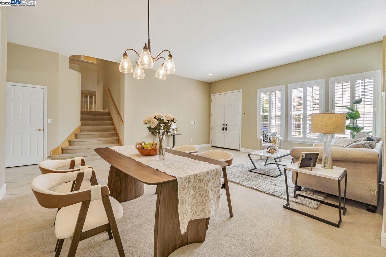 Detail Gallery Image 17 of 48 For 5391 Fernbank Dr, Concord,  CA 94521 - 5 Beds | 3 Baths