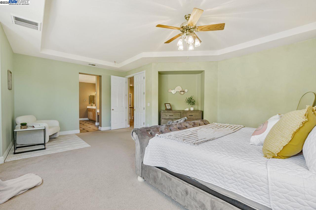 Detail Gallery Image 25 of 48 For 5391 Fernbank Dr, Concord,  CA 94521 - 5 Beds | 3 Baths