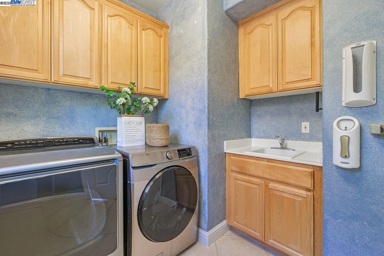 Detail Gallery Image 38 of 48 For 5391 Fernbank Dr, Concord,  CA 94521 - 5 Beds | 3 Baths