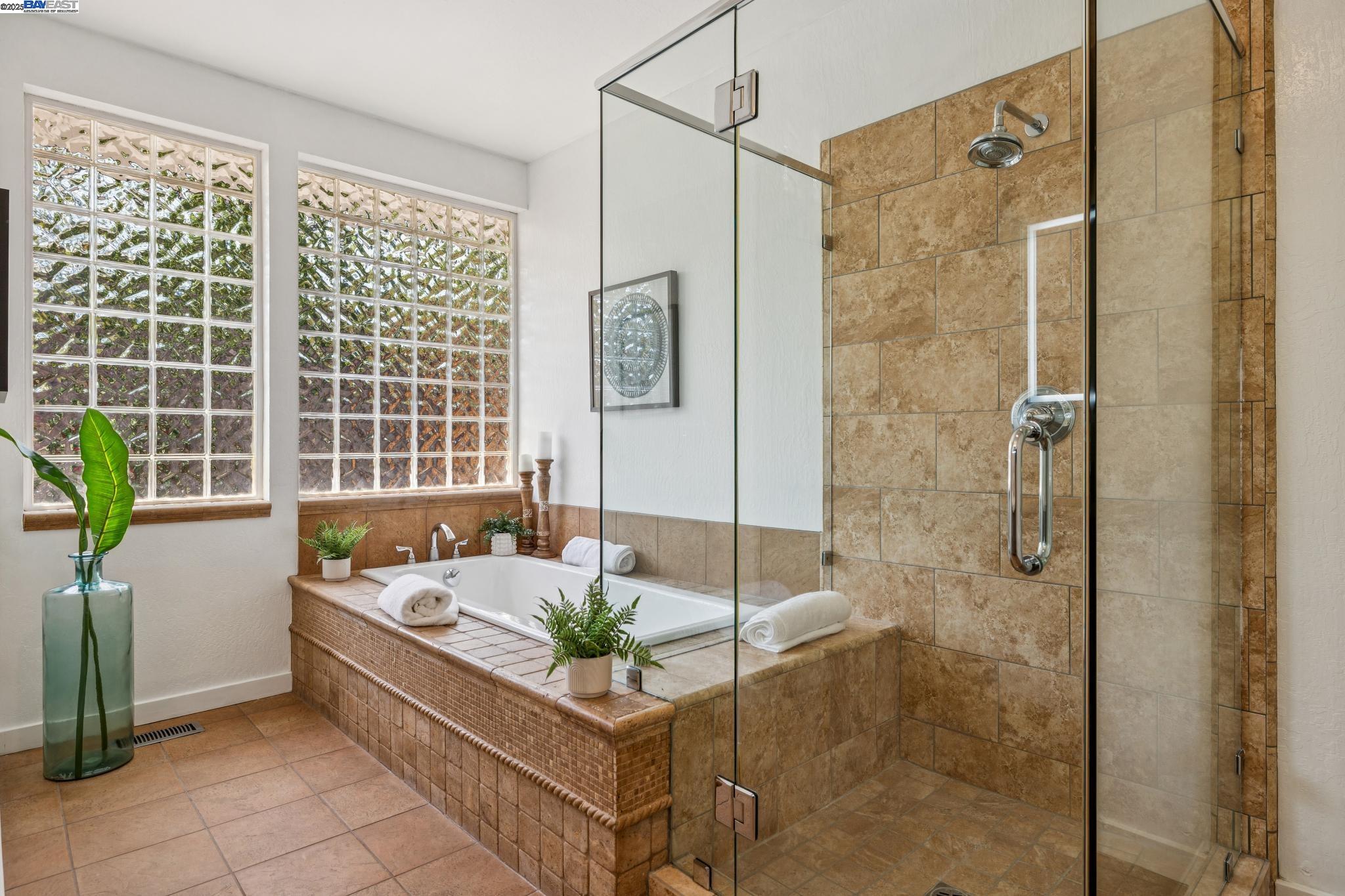 Detail Gallery Image 35 of 50 For 3296 Walnut Ln, Lafayette,  CA 94549 - 4 Beds | 3 Baths