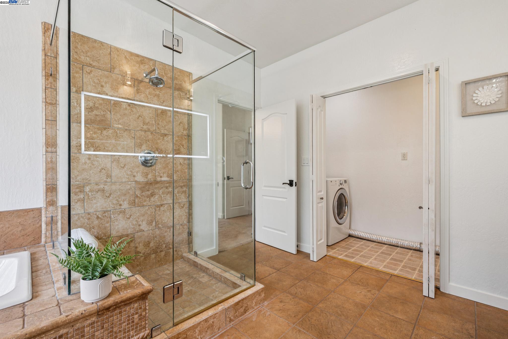 Detail Gallery Image 36 of 50 For 3296 Walnut Ln, Lafayette,  CA 94549 - 4 Beds | 3 Baths