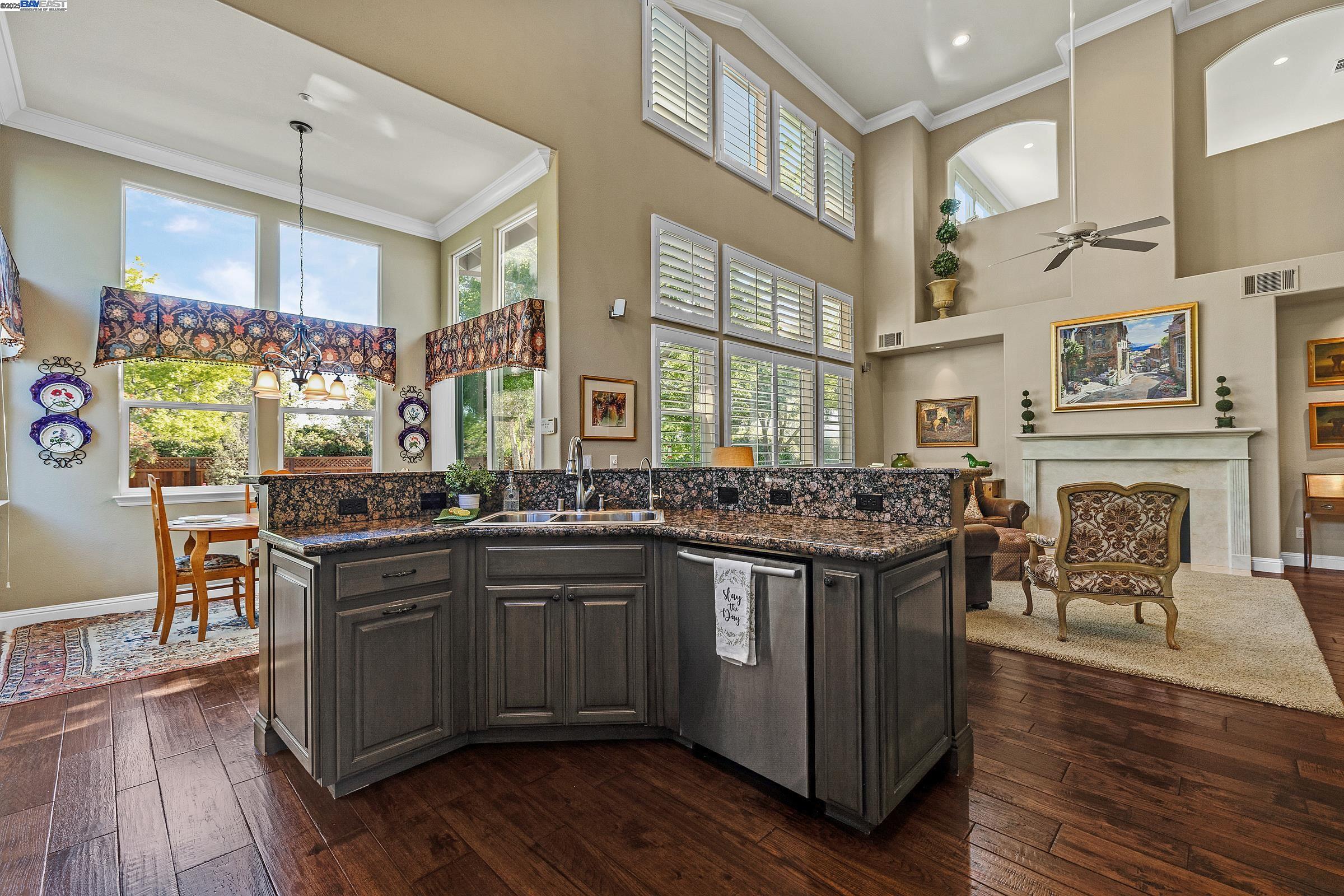 Detail Gallery Image 16 of 60 For 259 Alden Ln, Livermore,  CA 94550 - 6 Beds | 4 Baths