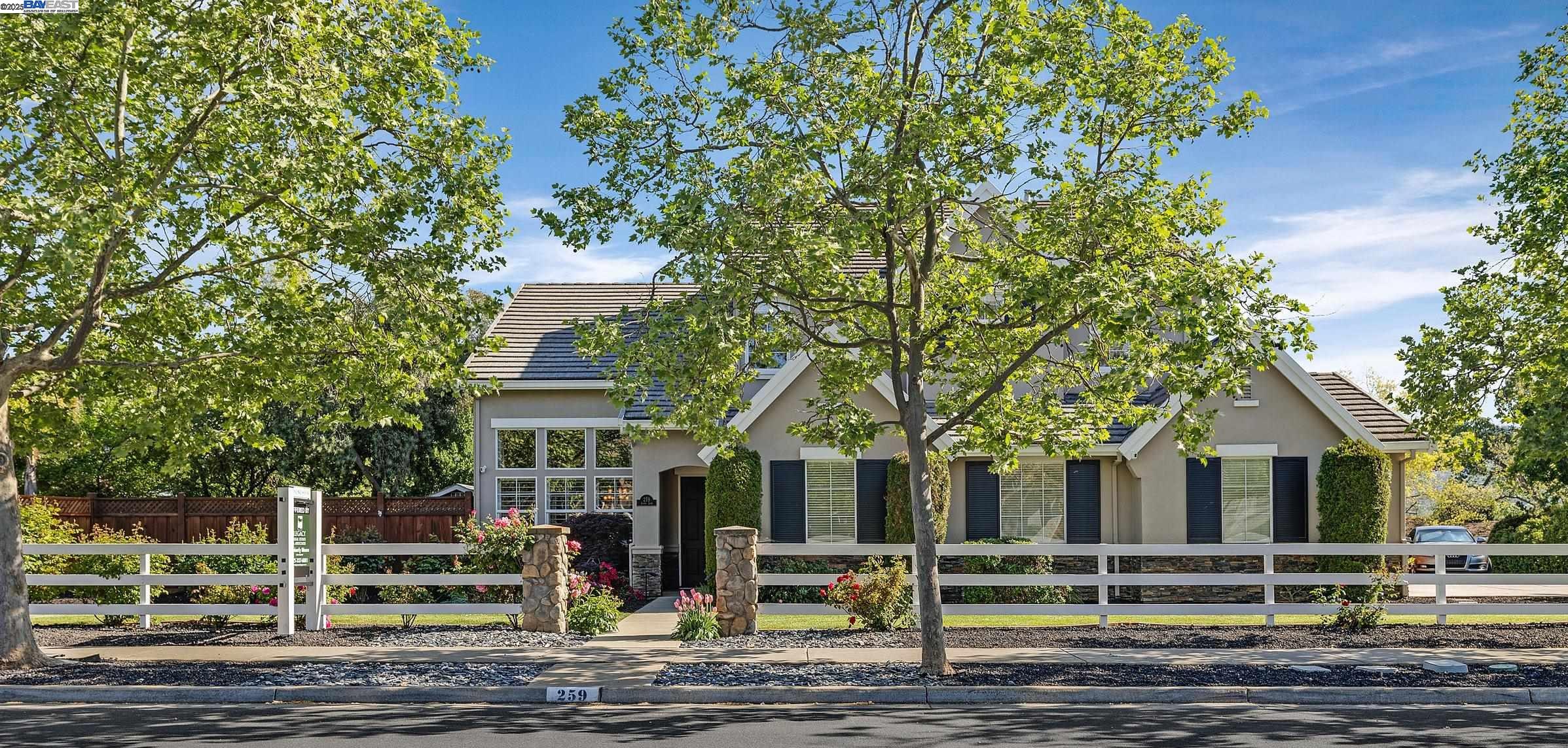 Detail Gallery Image 4 of 60 For 259 Alden Ln, Livermore,  CA 94550 - 6 Beds | 4 Baths