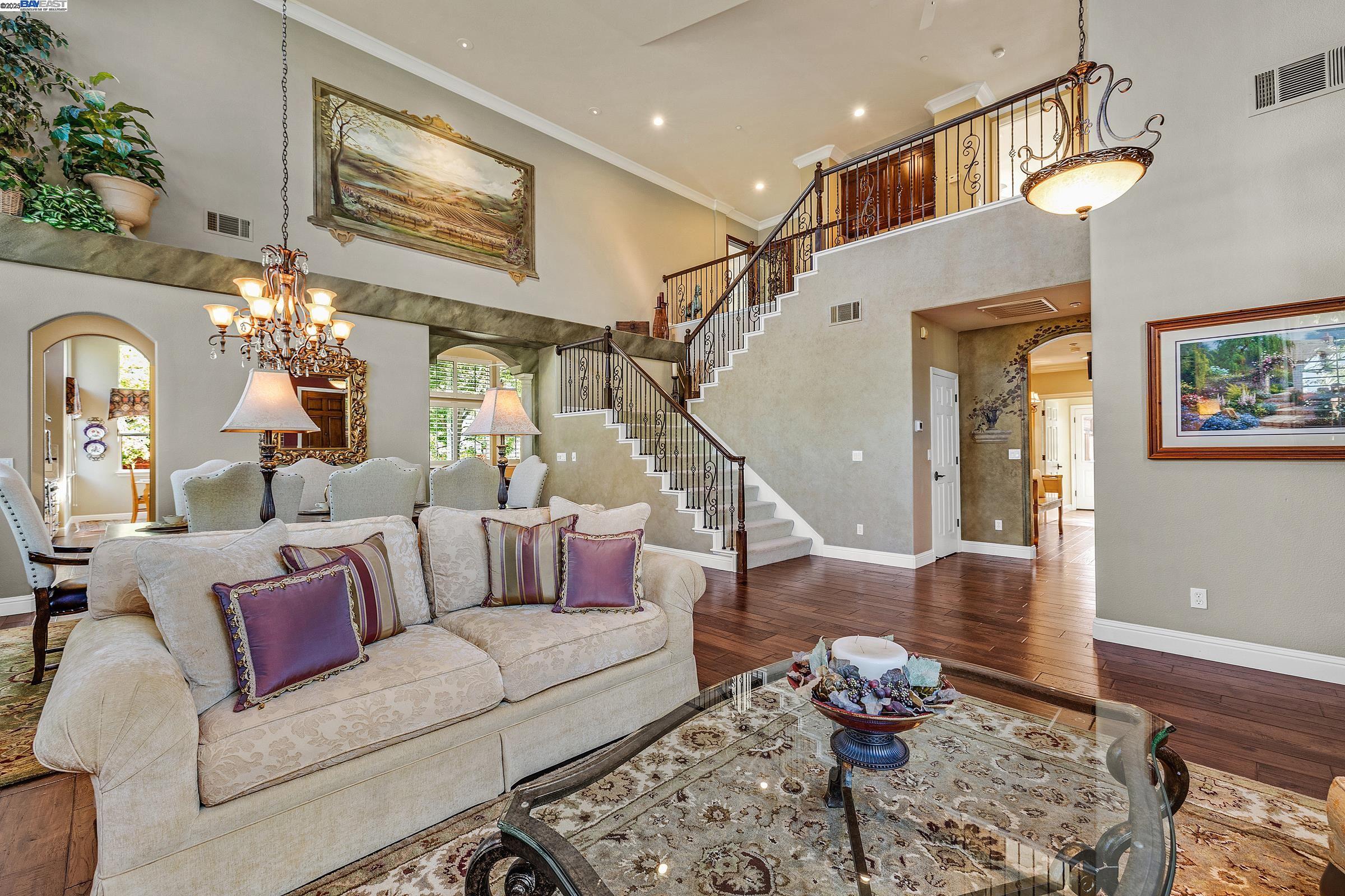 Detail Gallery Image 9 of 60 For 259 Alden Ln, Livermore,  CA 94550 - 6 Beds | 4 Baths