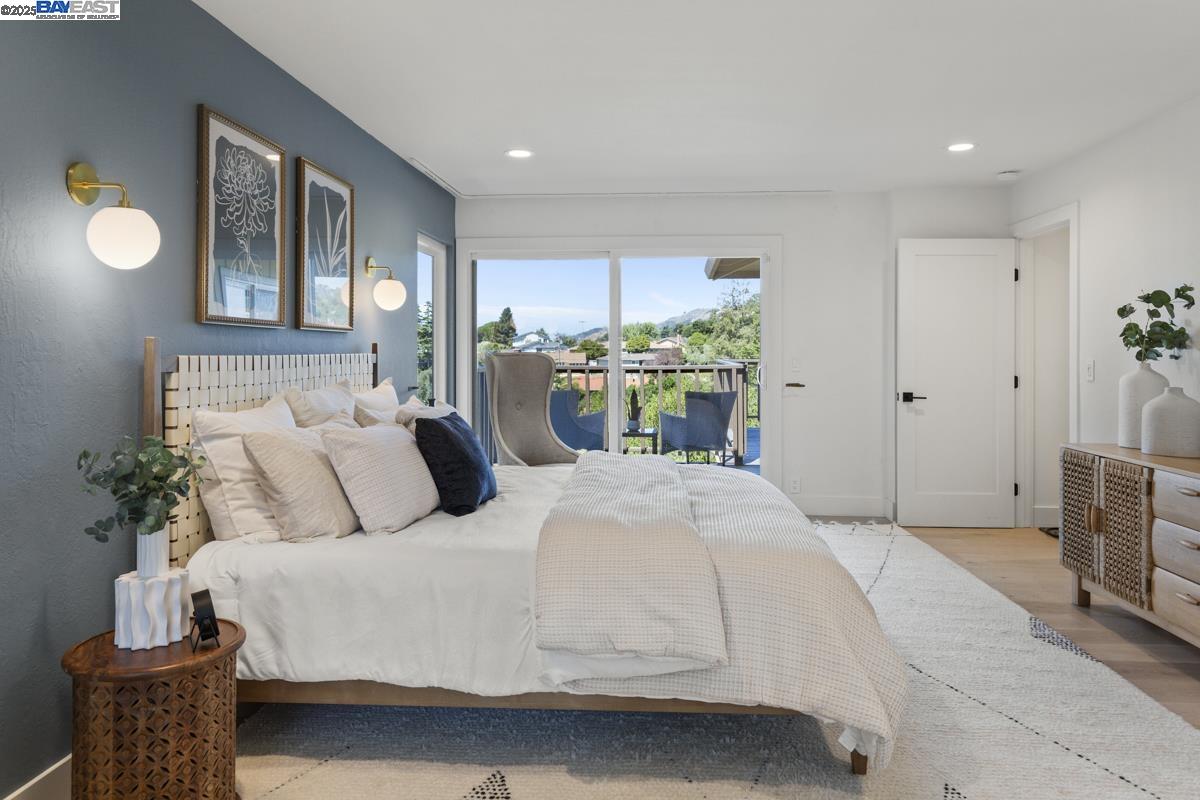 Detail Gallery Image 23 of 58 For 10336 Greenview Dr, Oakland,  CA 94605 - 4 Beds | 3 Baths