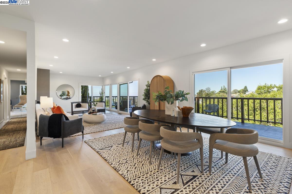 Detail Gallery Image 5 of 58 For 10336 Greenview Dr, Oakland,  CA 94605 - 4 Beds | 3 Baths