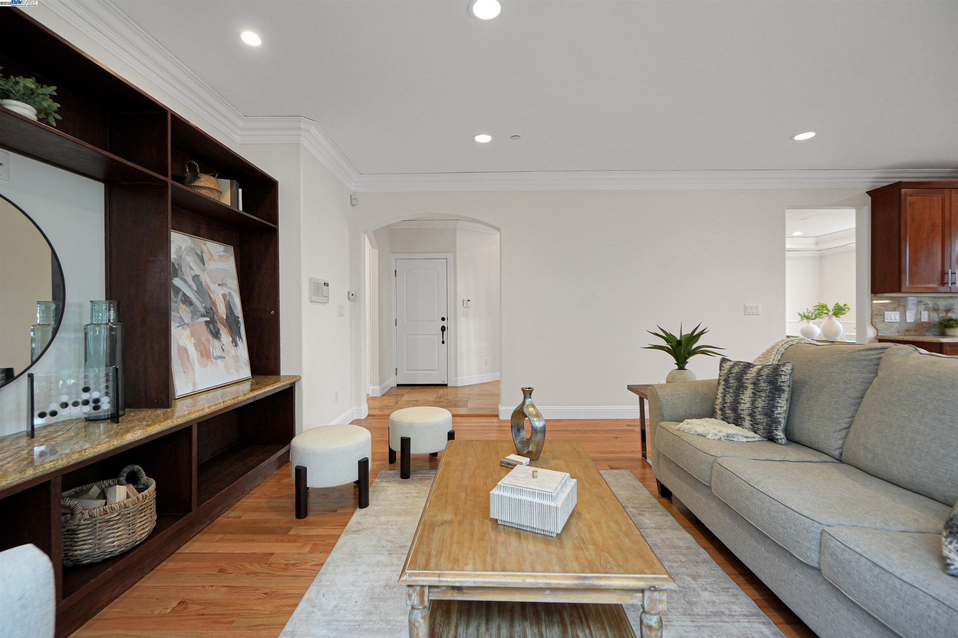Detail Gallery Image 17 of 57 For 5158 Proctor Rd, Castro Valley,  CA 94546 - 5 Beds | 4 Baths