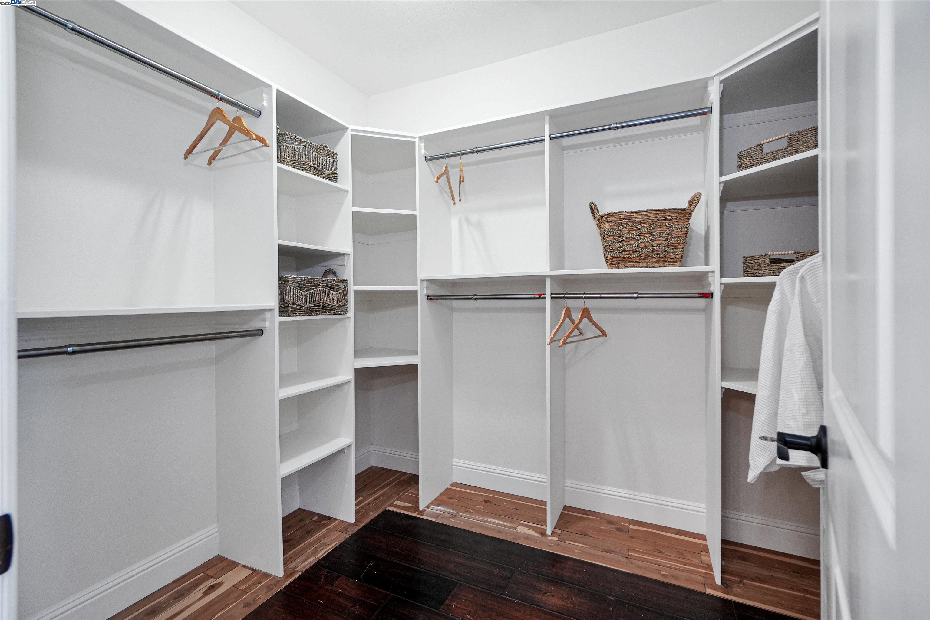 Detail Gallery Image 30 of 57 For 5158 Proctor Rd, Castro Valley,  CA 94546 - 5 Beds | 4 Baths
