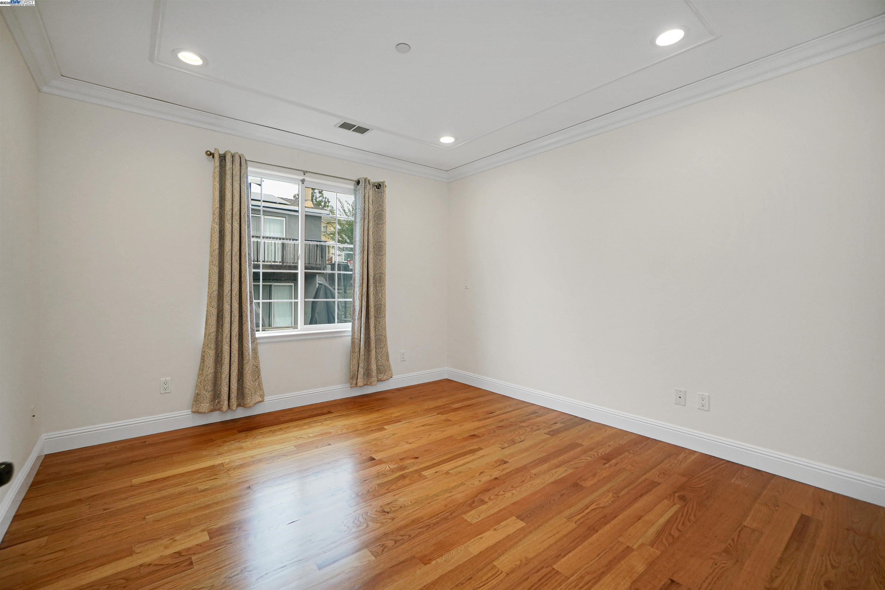 Detail Gallery Image 43 of 57 For 5158 Proctor Rd, Castro Valley,  CA 94546 - 5 Beds | 4 Baths