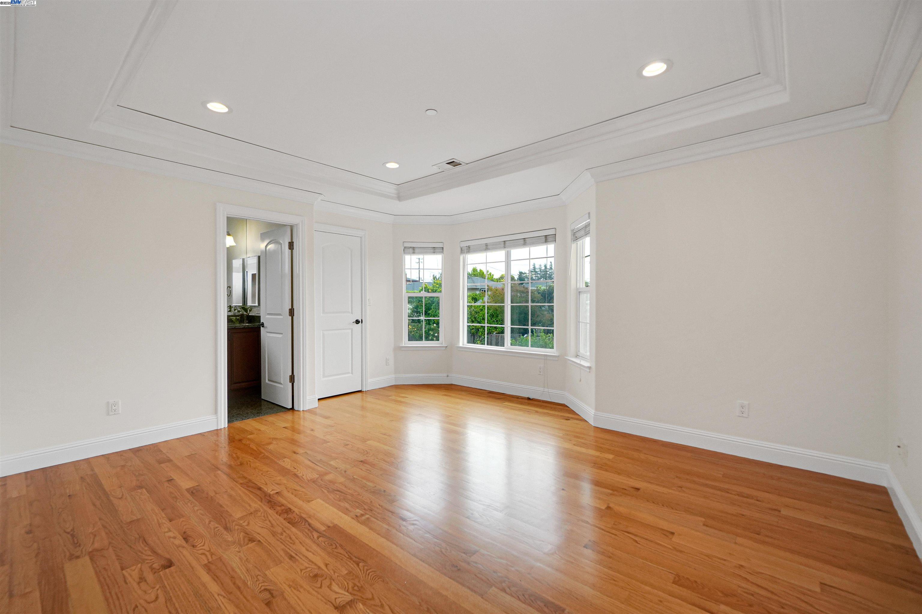 Detail Gallery Image 44 of 57 For 5158 Proctor Rd, Castro Valley,  CA 94546 - 5 Beds | 4 Baths