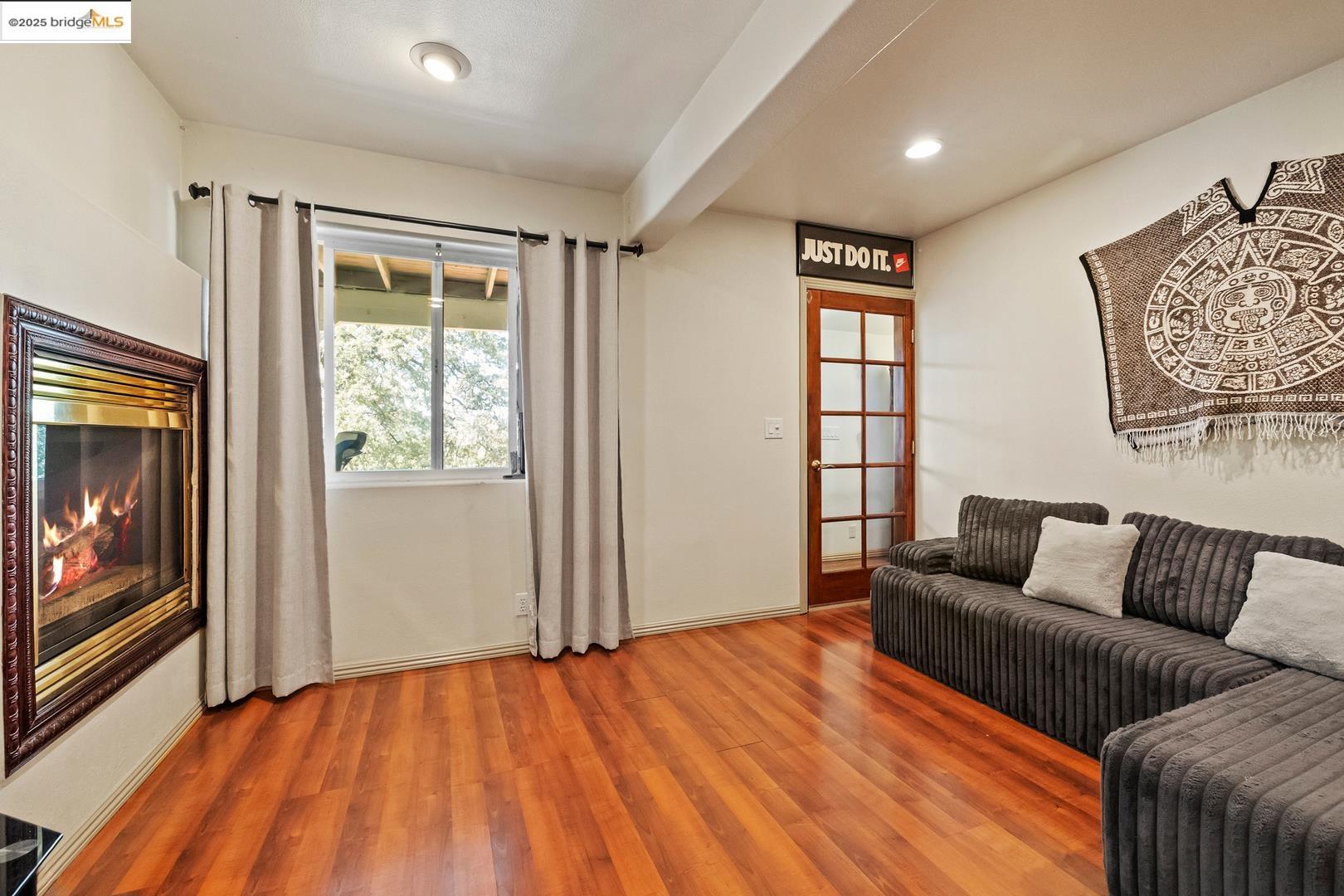 Detail Gallery Image 14 of 28 For 18670 Cedar St, Tuolumne,  CA 95379 - 3 Beds | 2 Baths