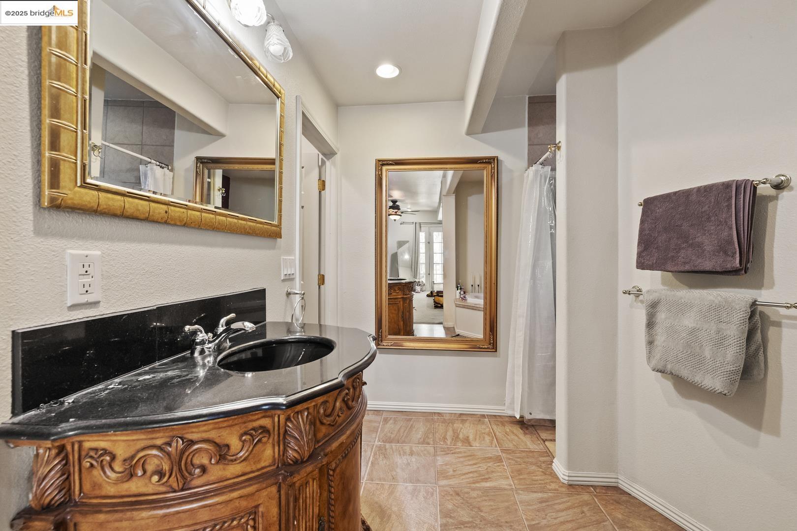 Detail Gallery Image 21 of 28 For 18670 Cedar St, Tuolumne,  CA 95379 - 3 Beds | 2 Baths