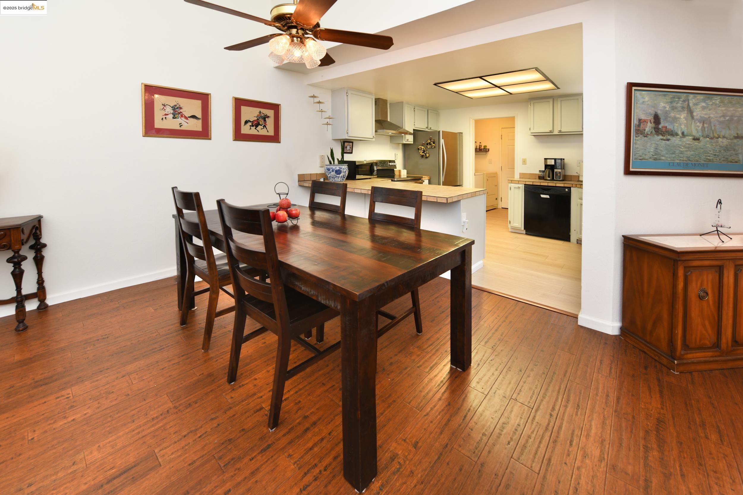 Photo #13: 41108285 Listing: Photo #13
