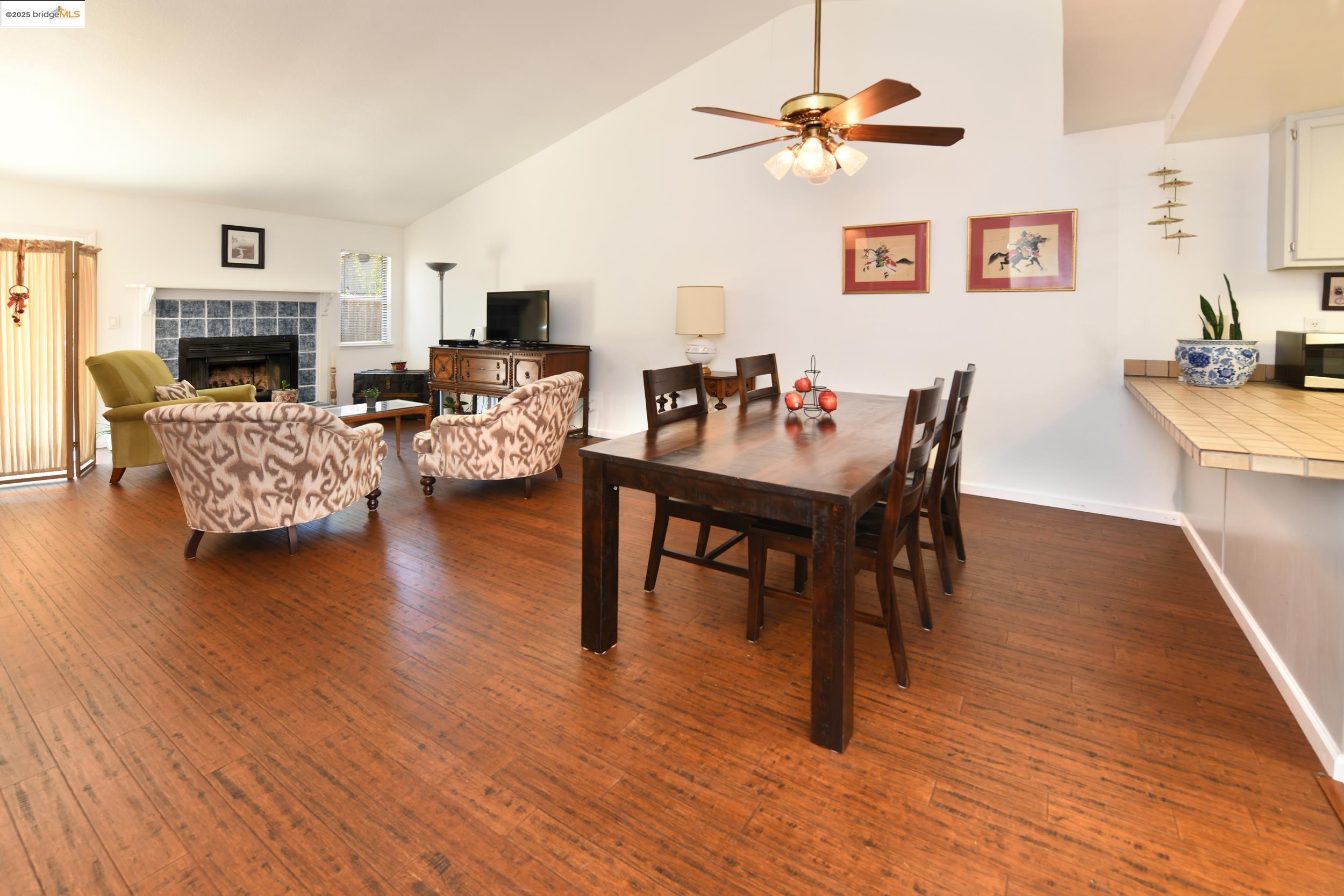 Photo #14: 41108285 Listing: Photo #14