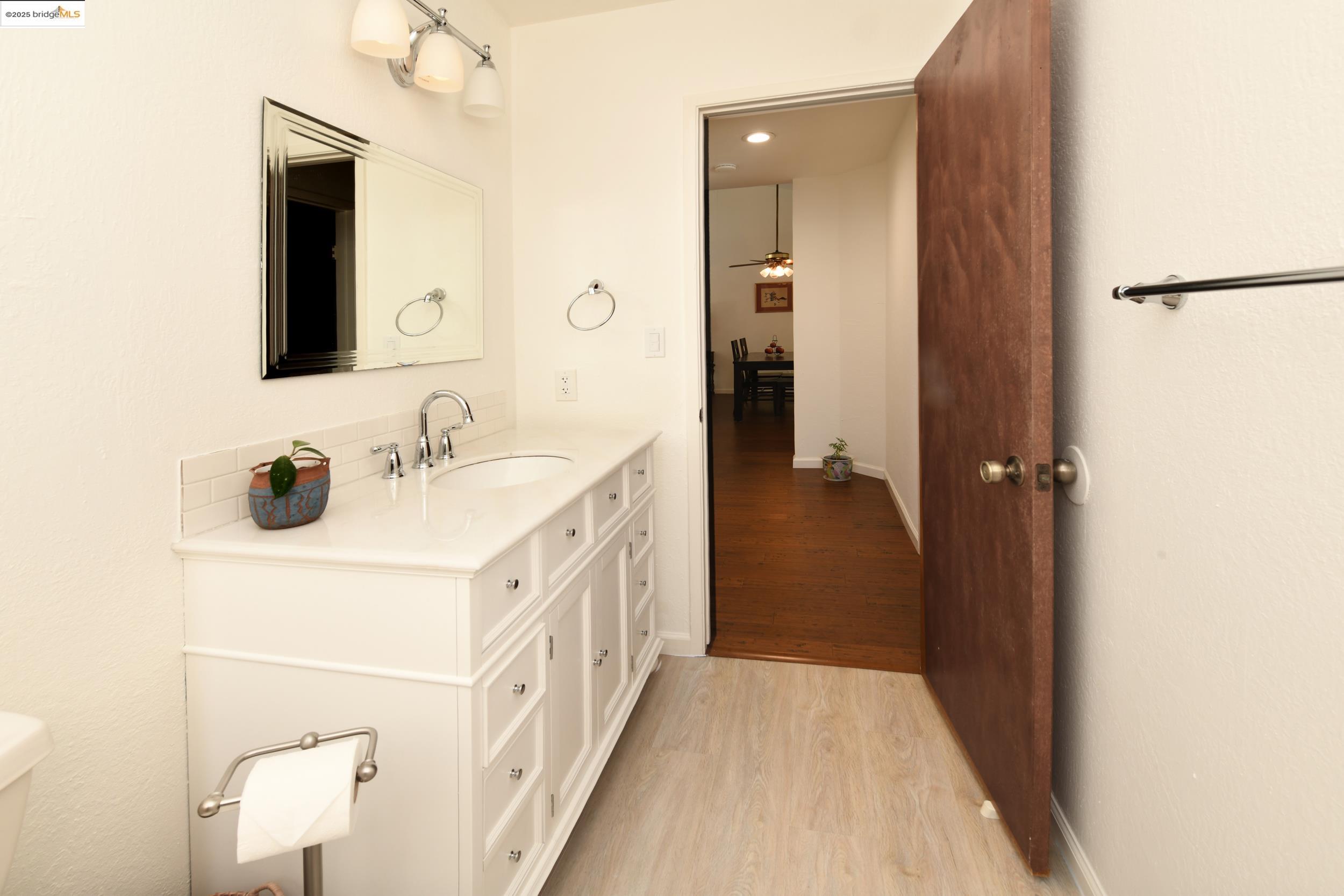 Photo #27: 41108285 Listing: Photo #27