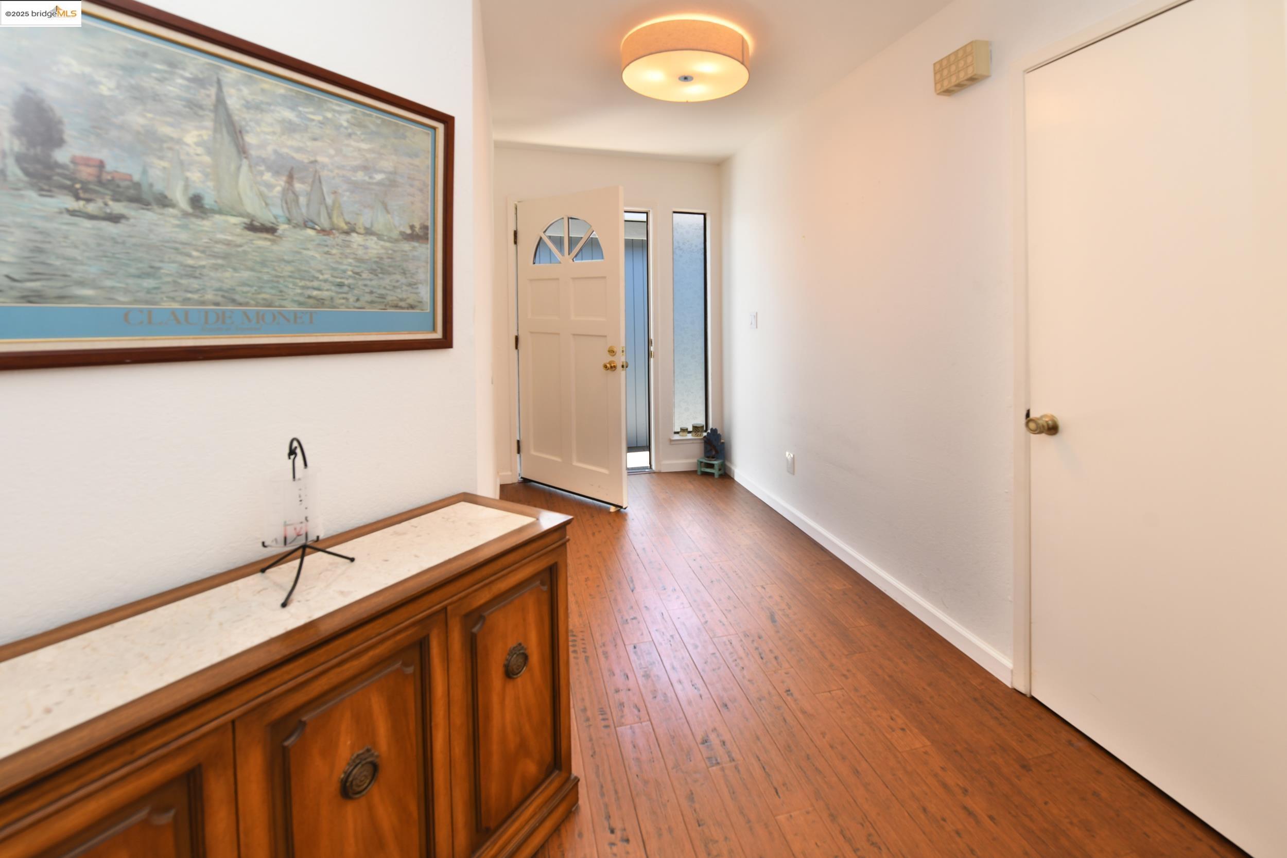 Photo #9: 41108285 Listing: Photo #9