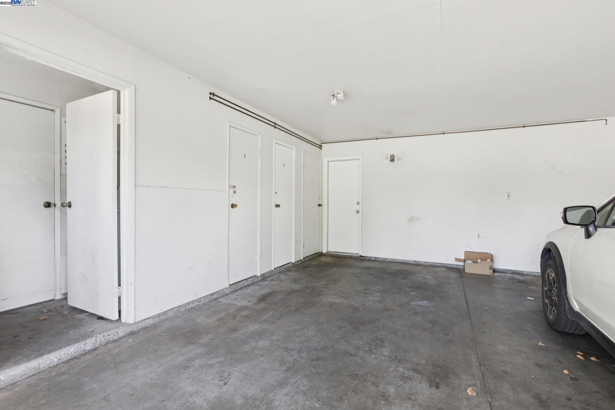 Photo #21: 41108288 Listing: Photo #21