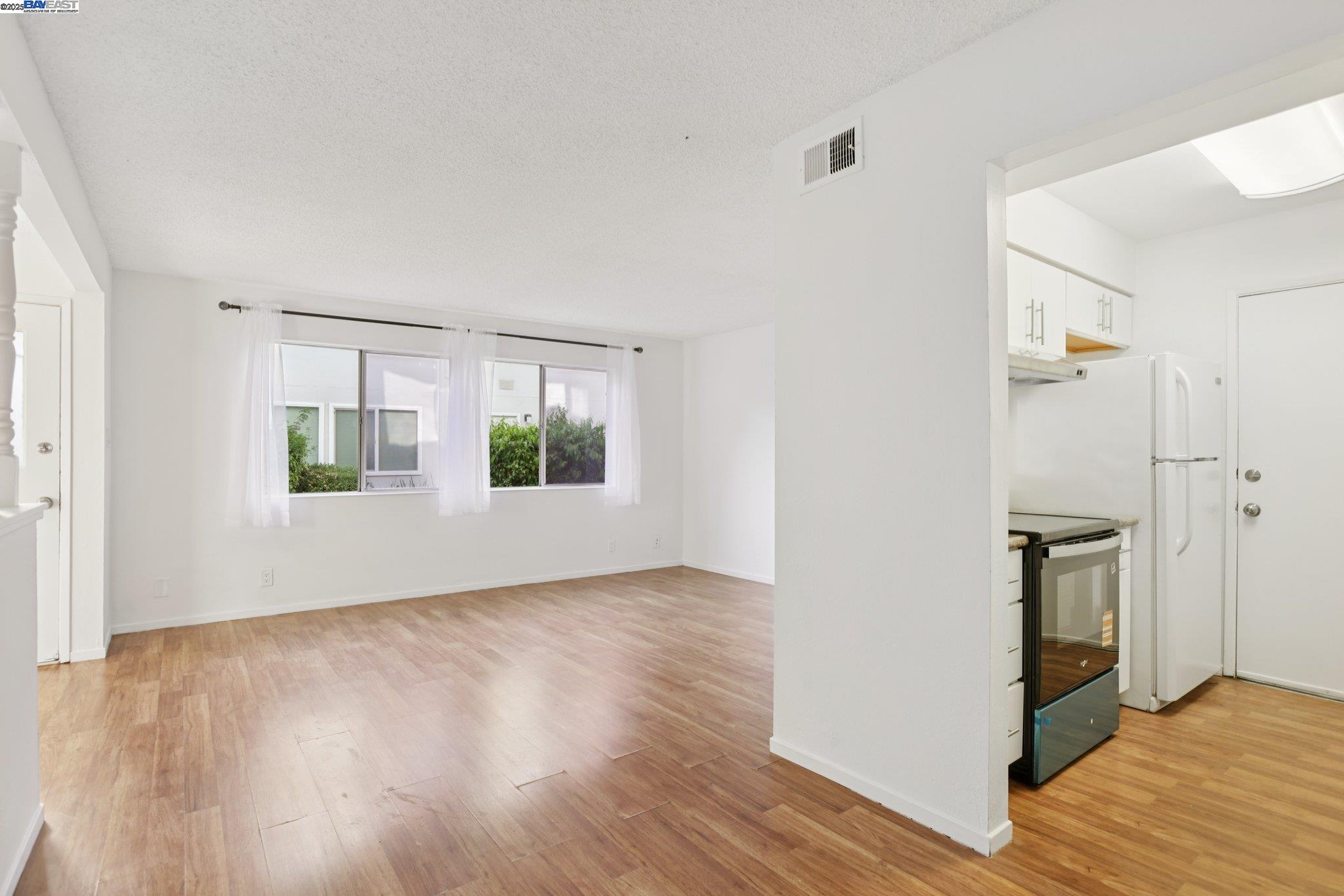 Photo #6: 41108288 Listing 