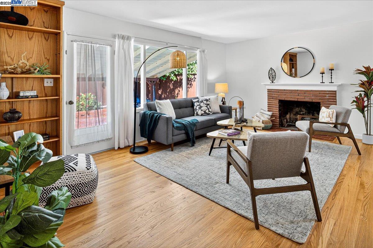 Detail Gallery Image 20 of 41 For 4028 Meadowview Dr, Castro Valley,  CA 94546 - 3 Beds | 2 Baths
