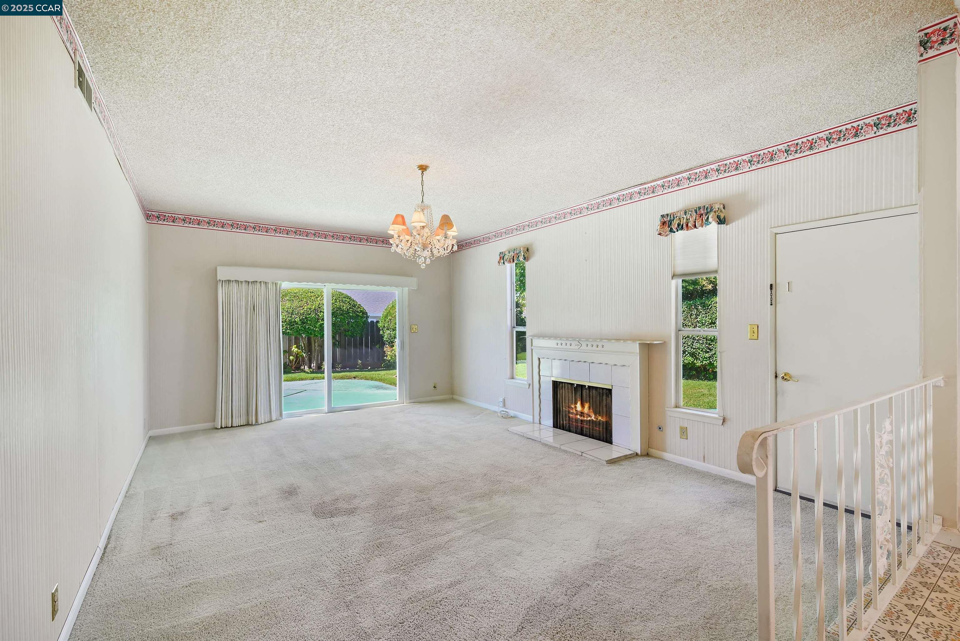 Detail Gallery Image 16 of 36 For 1777 Woodland Ct., Concord,  CA 94521 - 3 Beds | 2 Baths