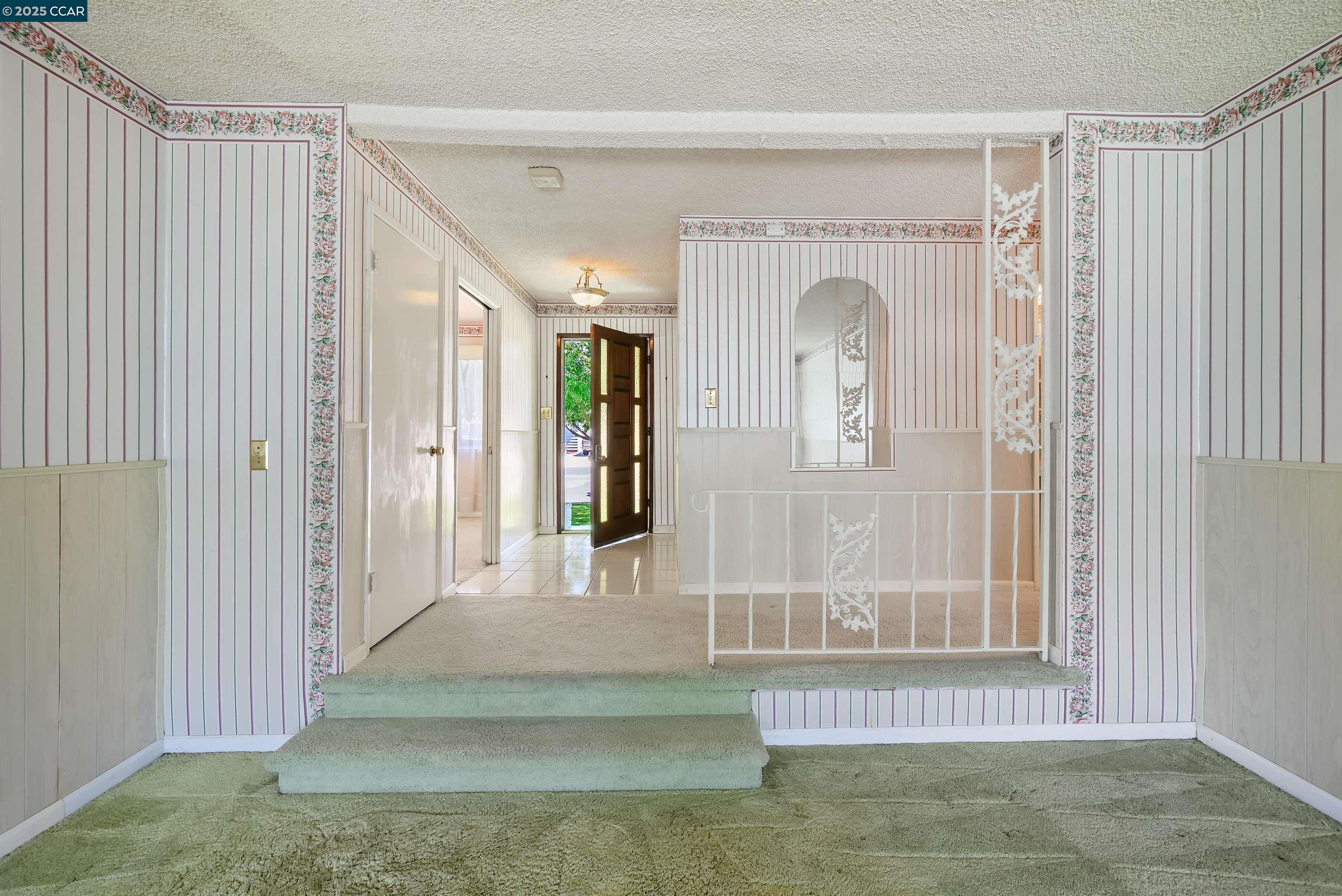 Detail Gallery Image 7 of 36 For 1777 Woodland Ct., Concord,  CA 94521 - 3 Beds | 2 Baths