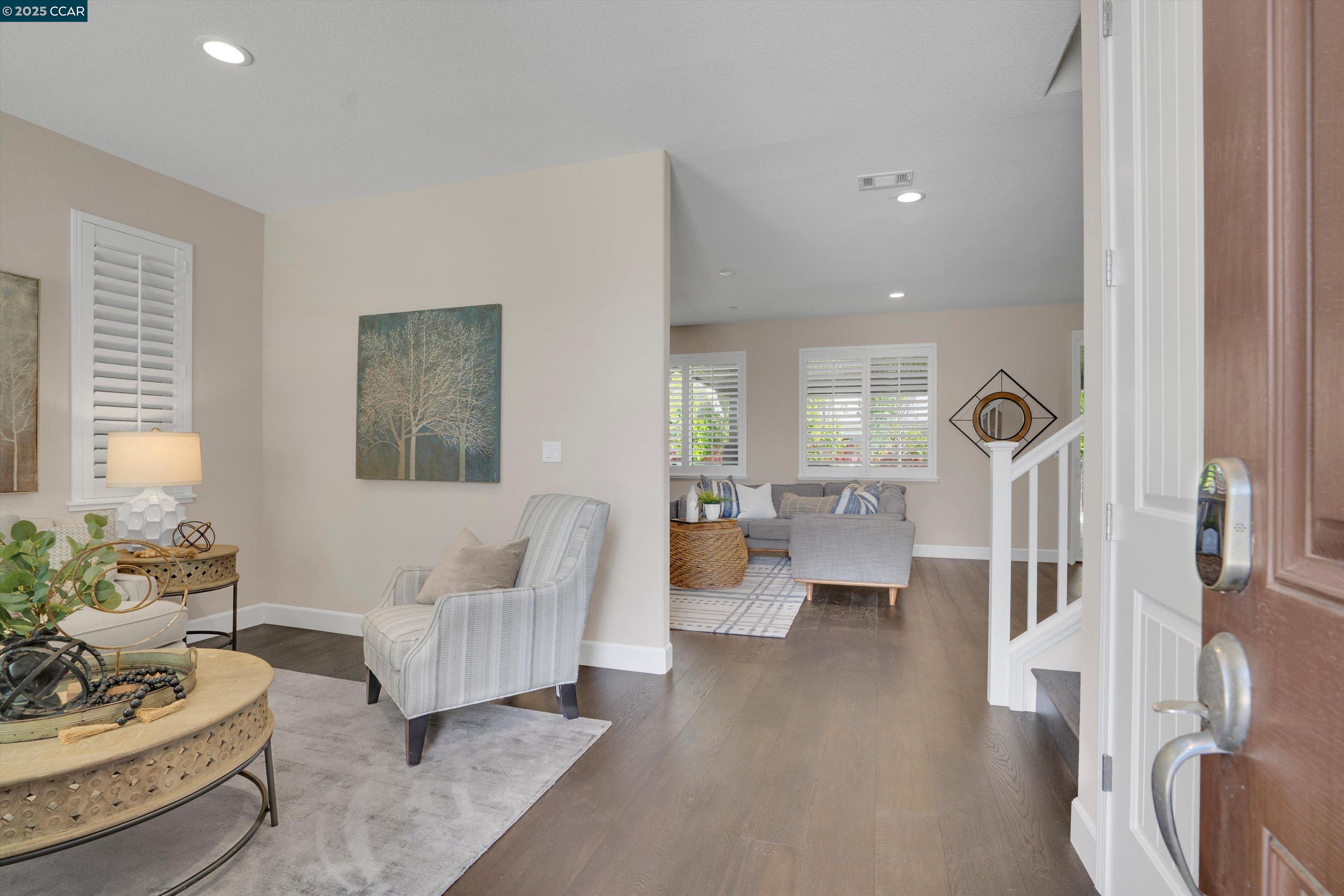 Detail Gallery Image 4 of 42 For 520 Stone Mountain Drive, Oakley,  CA 94561 - 5 Beds | 3 Baths