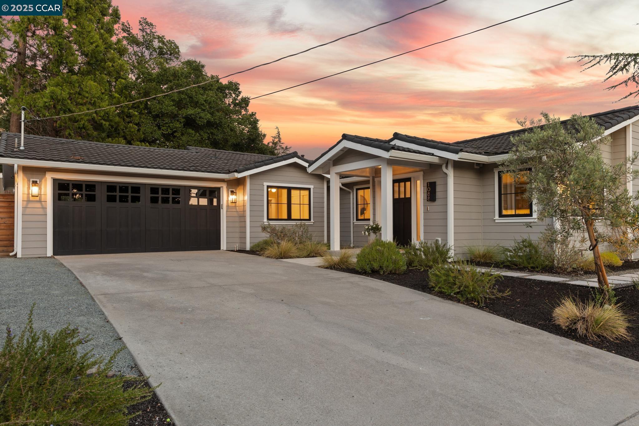 Detail Gallery Image 1 of 38 For 1088 Sierra Vista Way, Lafayette,  CA 94549 - 4 Beds | 2/1 Baths