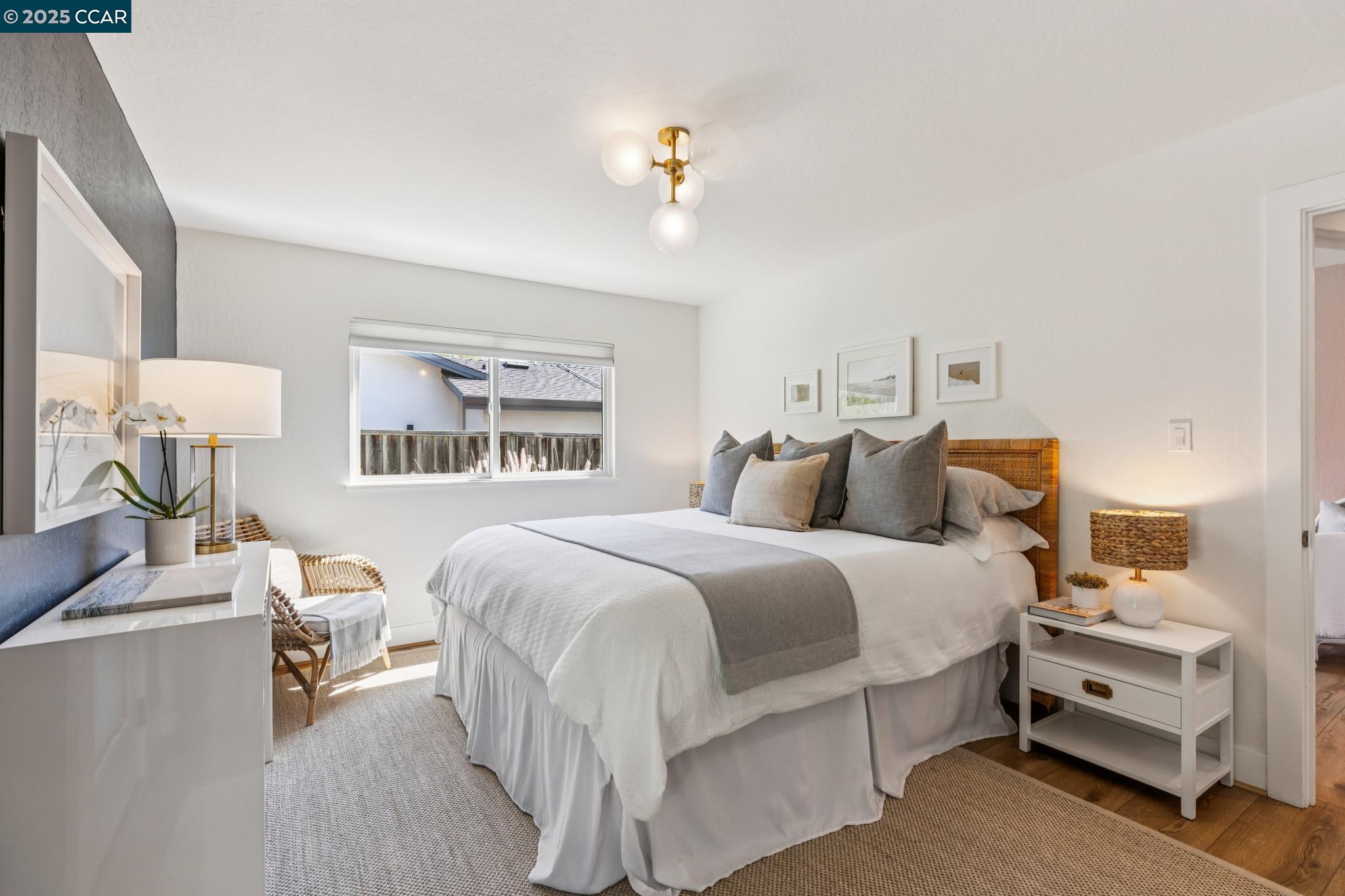 Detail Gallery Image 15 of 38 For 1088 Sierra Vista Way, Lafayette,  CA 94549 - 4 Beds | 2/1 Baths