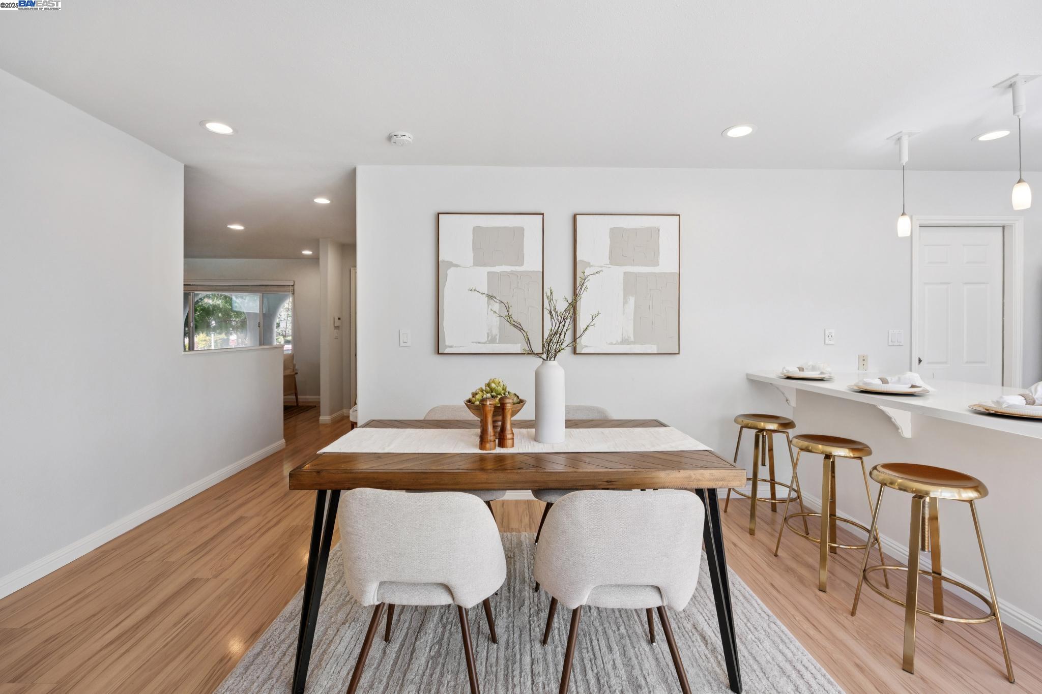 Detail Gallery Image 11 of 41 For 41043 Joyce Ave, Fremont,  CA 94539 - 3 Beds | 2 Baths