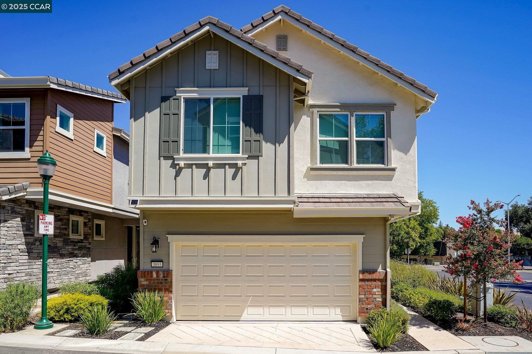 Detail Gallery Image 1 of 22 For 3893 Villa Vista Pl, Concord,  CA 94521 - 3 Beds | 2/1 Baths