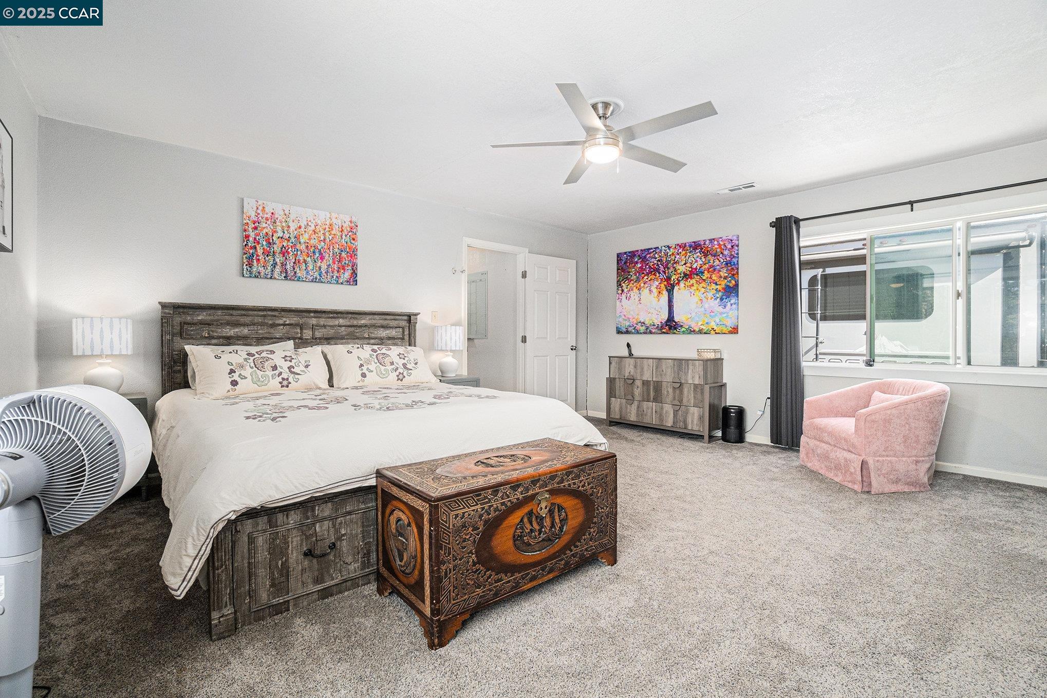 Detail Gallery Image 6 of 11 For 380 Pacifica Avenue, Bay Point,  CA 94565 - 3 Beds | 1 Baths