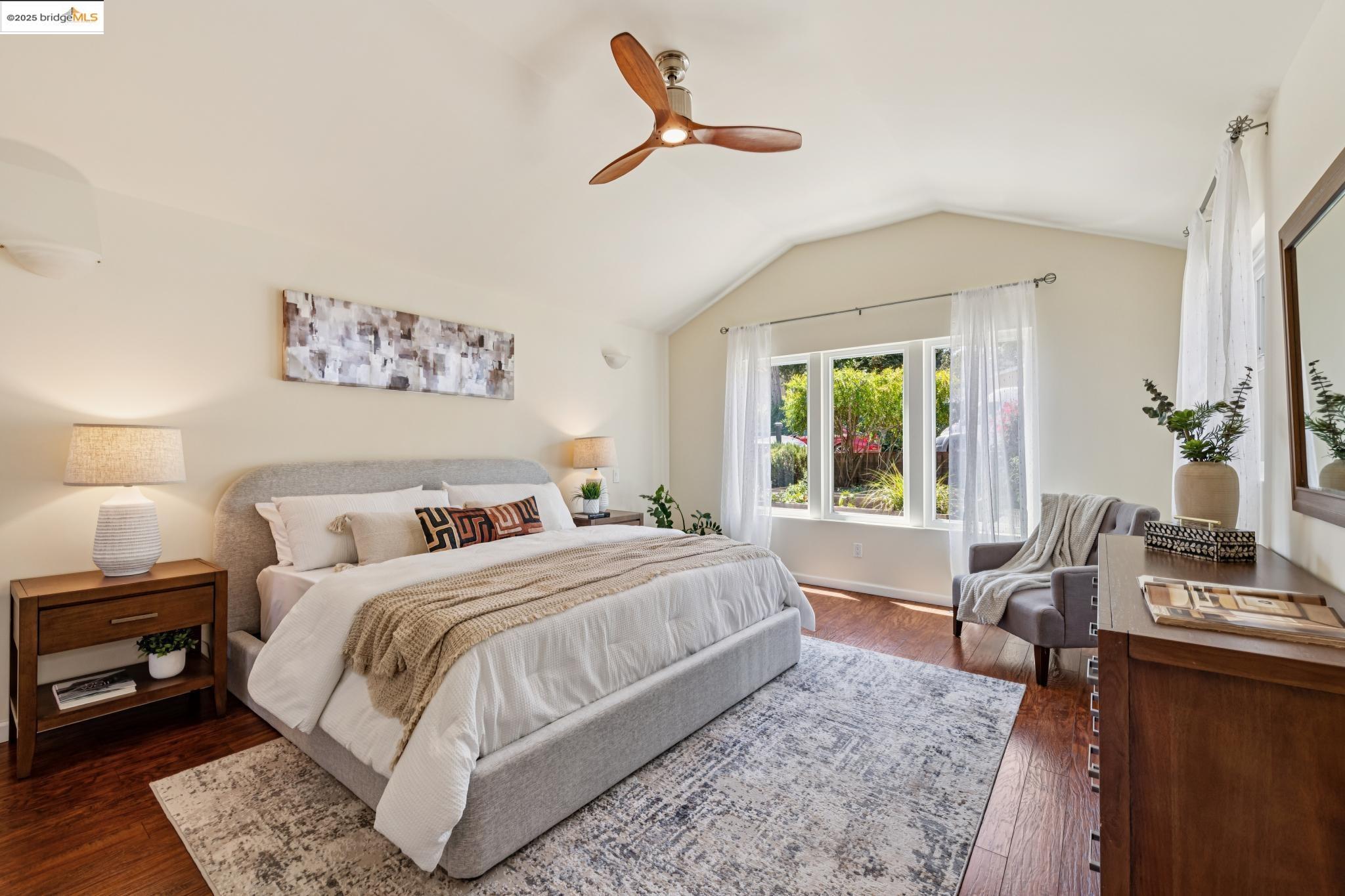 Detail Gallery Image 19 of 40 For 8100 Earl St, Oakland,  CA 94605 - 3 Beds | 2 Baths
