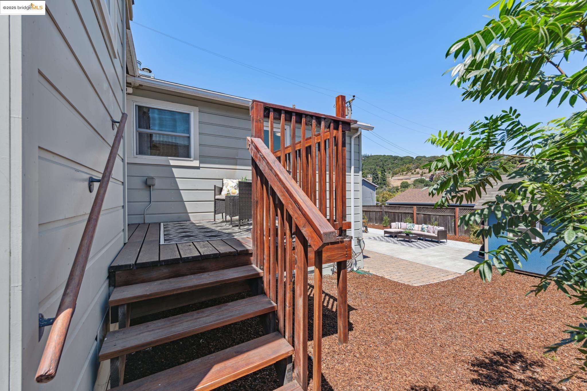 Detail Gallery Image 26 of 40 For 8100 Earl St, Oakland,  CA 94605 - 3 Beds | 2 Baths