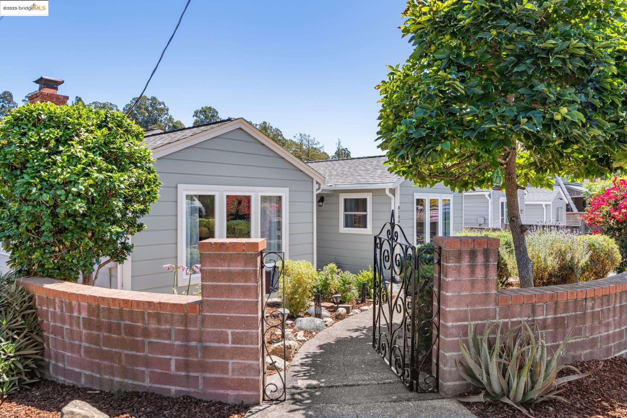 Detail Gallery Image 39 of 40 For 8100 Earl St, Oakland,  CA 94605 - 3 Beds | 2 Baths