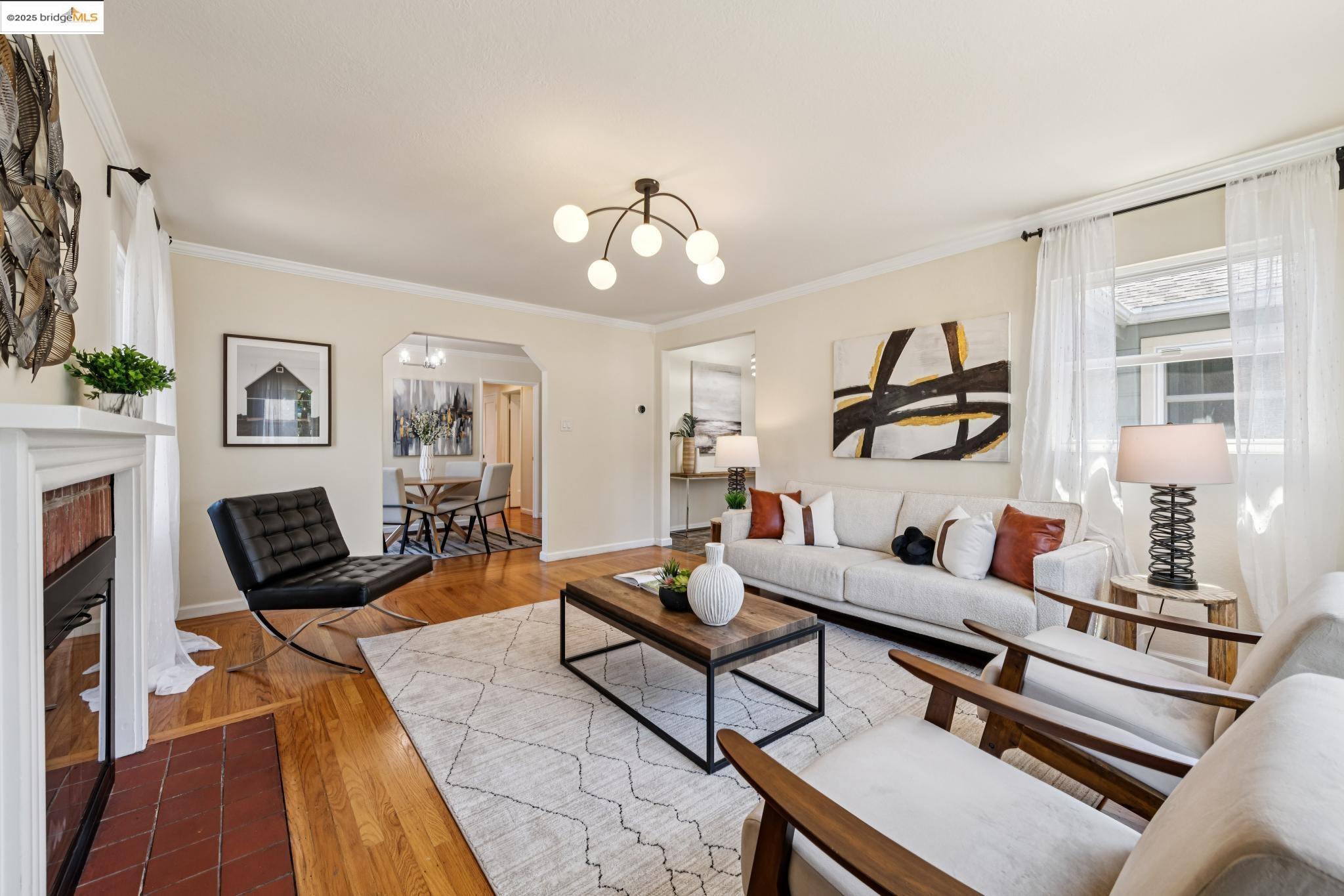 Detail Gallery Image 8 of 40 For 8100 Earl St, Oakland,  CA 94605 - 3 Beds | 2 Baths
