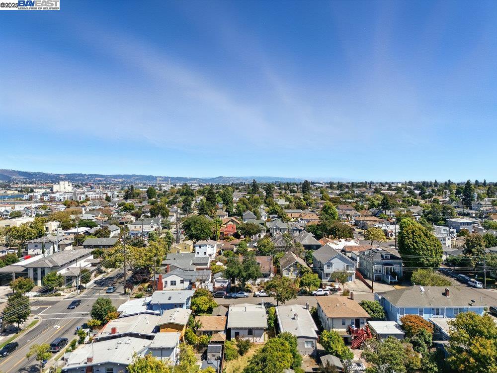 Detail Gallery Image 27 of 29 For 1717 Hibbard St, Alameda,  CA 94501 - 2 Beds | 1 Baths
