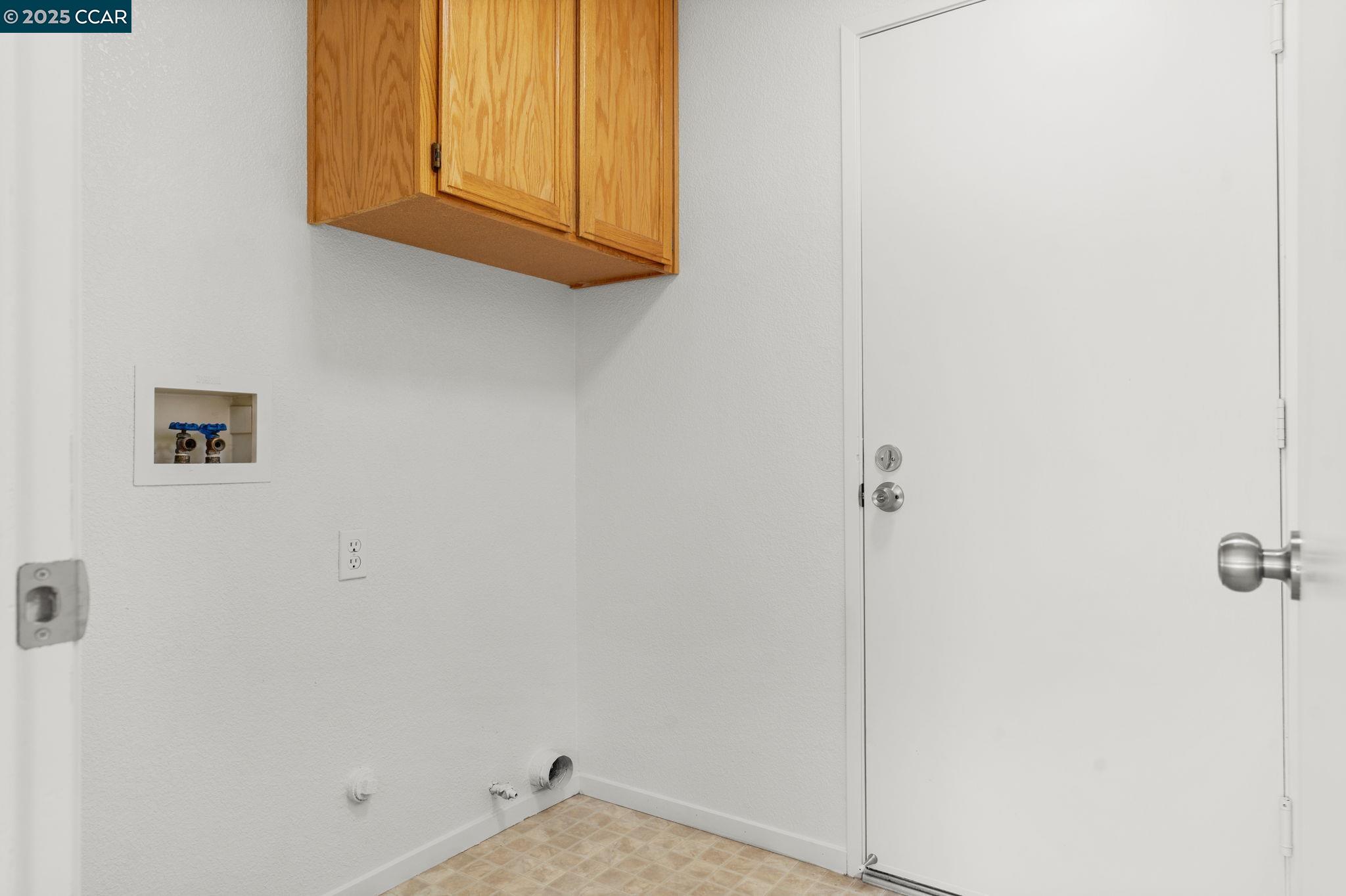 Detail Gallery Image 33 of 48 For 5056 Mesa Ridge Dr, Antioch,  CA 94531 - 4 Beds | 2/1 Baths