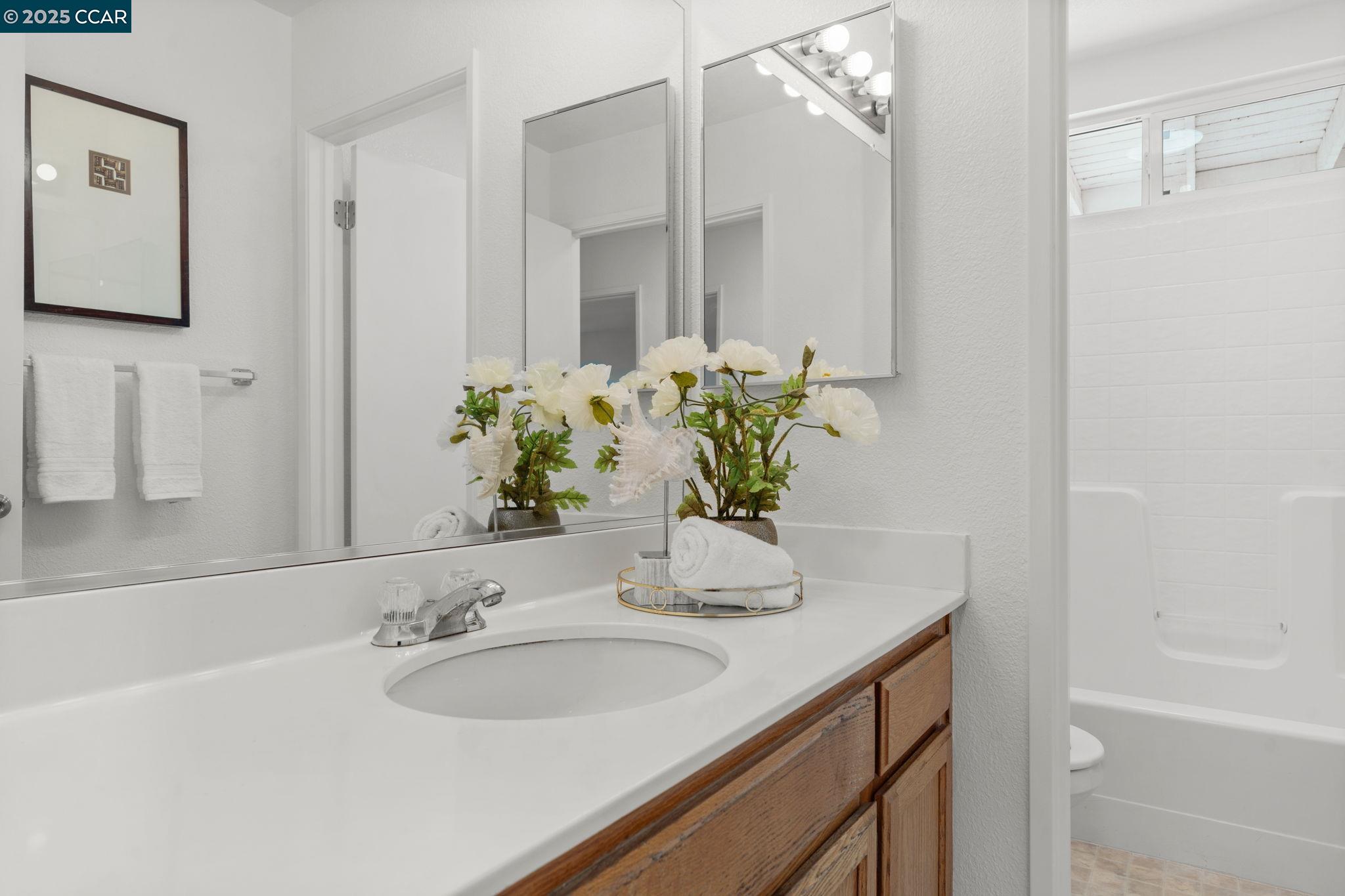 Detail Gallery Image 34 of 48 For 5056 Mesa Ridge Dr, Antioch,  CA 94531 - 4 Beds | 2/1 Baths